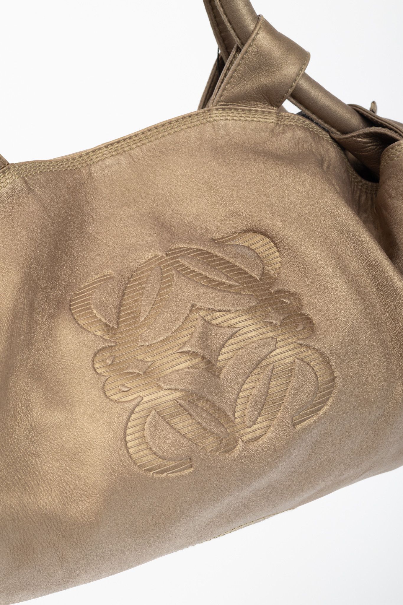 Loewe Loewe Nappa Aire Metallic Gold Sheep Skin Anagram Handbag Size ONE SIZE - 9 Thumbnail