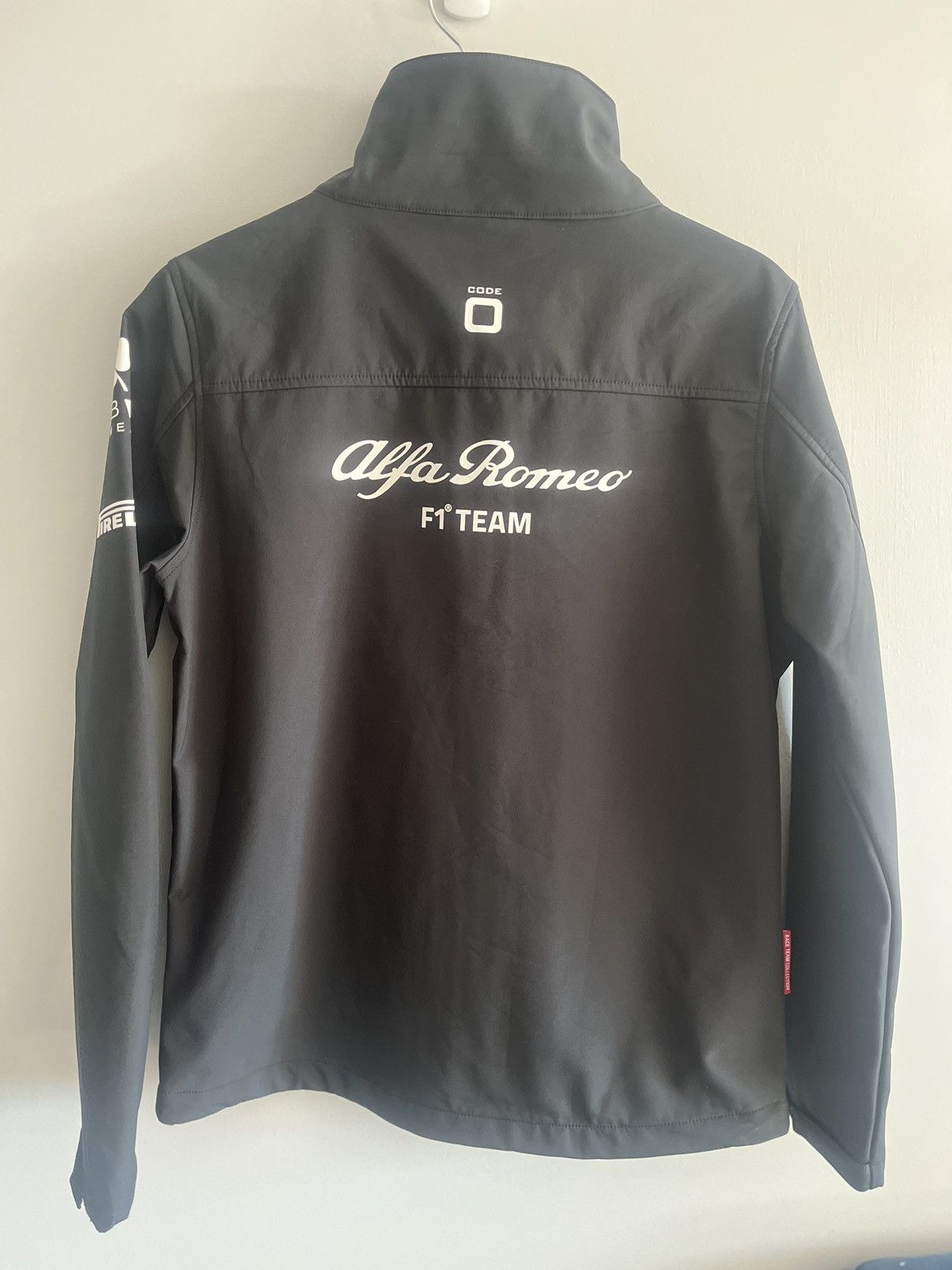 Formula 1 F1 Alfa Romeo Jacket Size M / US 6-8 / IT 42-44 - 2 Thumbnail