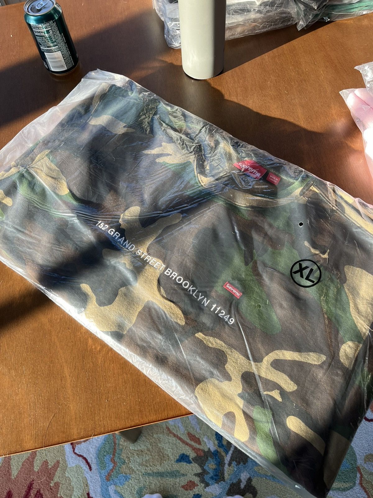 Supreme Supreme Small Box Crewneck Brooklyn Store Exclusive FW22 Size US XL / EU 56 / 4 - 4 Thumbnail