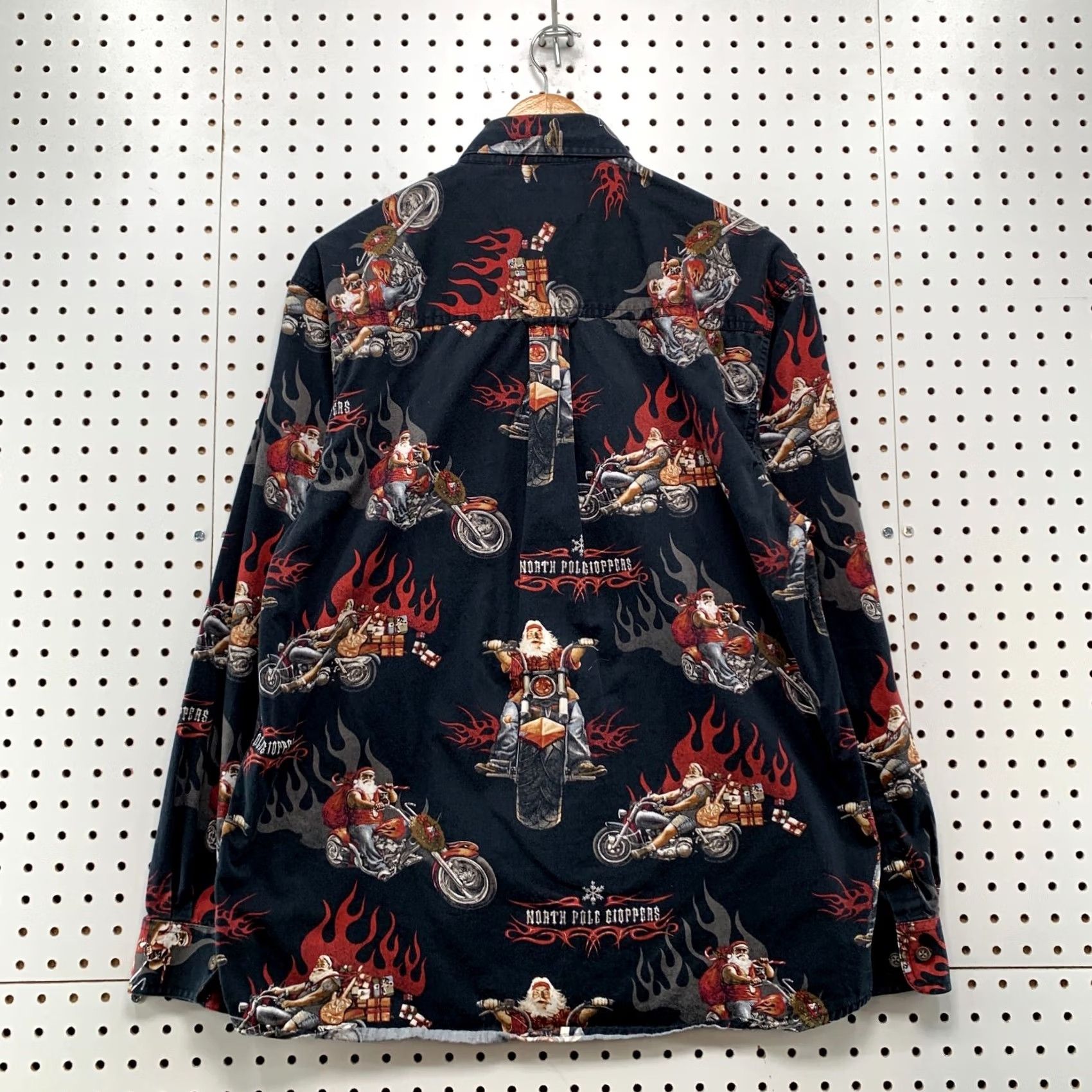 Vintage VINTAGE Clearwater Santa Motorcycle Shirt Mens Medium Black Flames Button Size US M / EU 48-50 / 2 - 2 Thumbnail