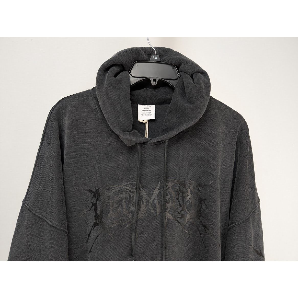 Vetements o1rshd1 Unisex Hoodie in Black Size US L / EU 52-54 / 3 - 4 Thumbnail