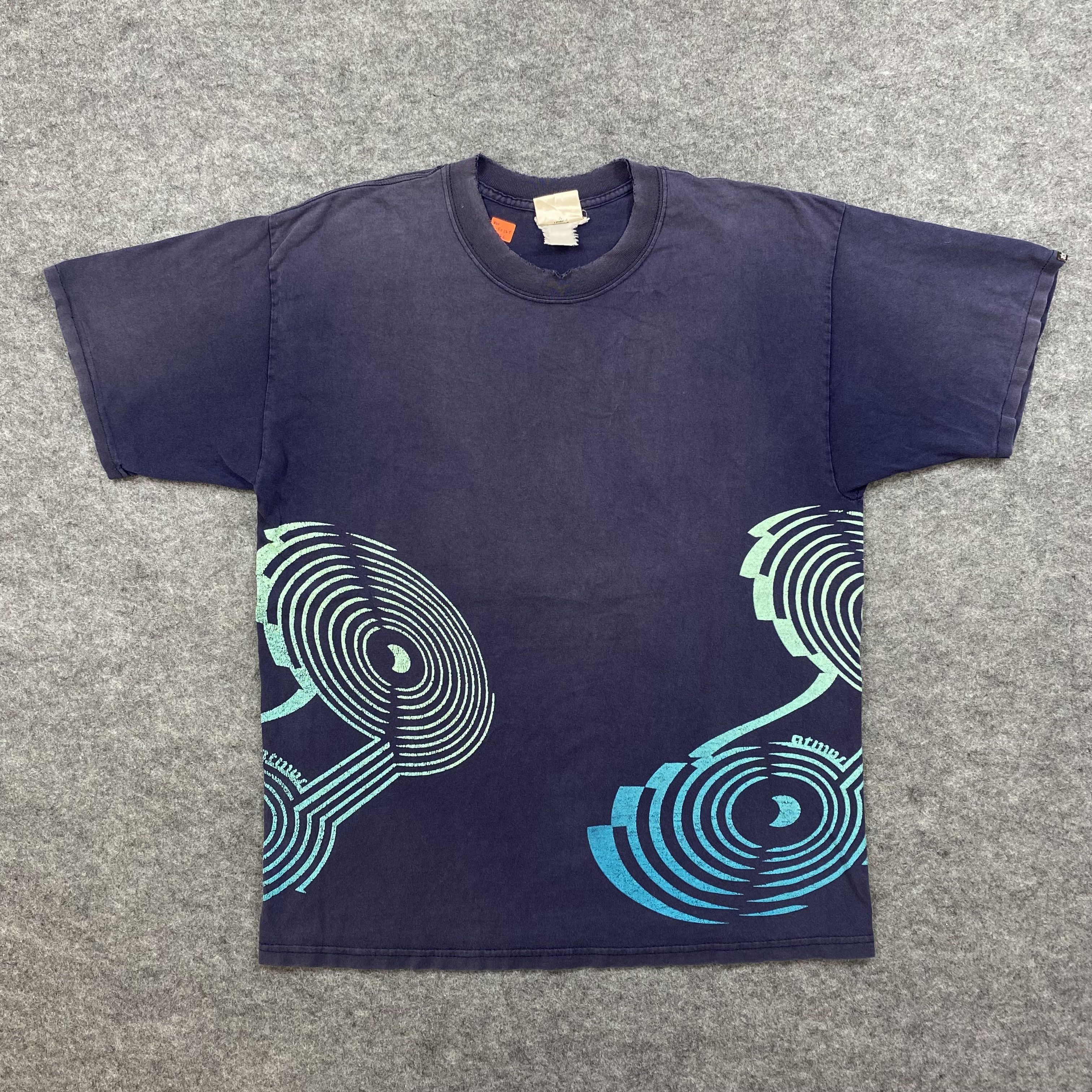 atmos Atmos Sun Faded Distressed Tshirt-M086 Size US L / EU 52-54 / 3 - 1 Thumbnail