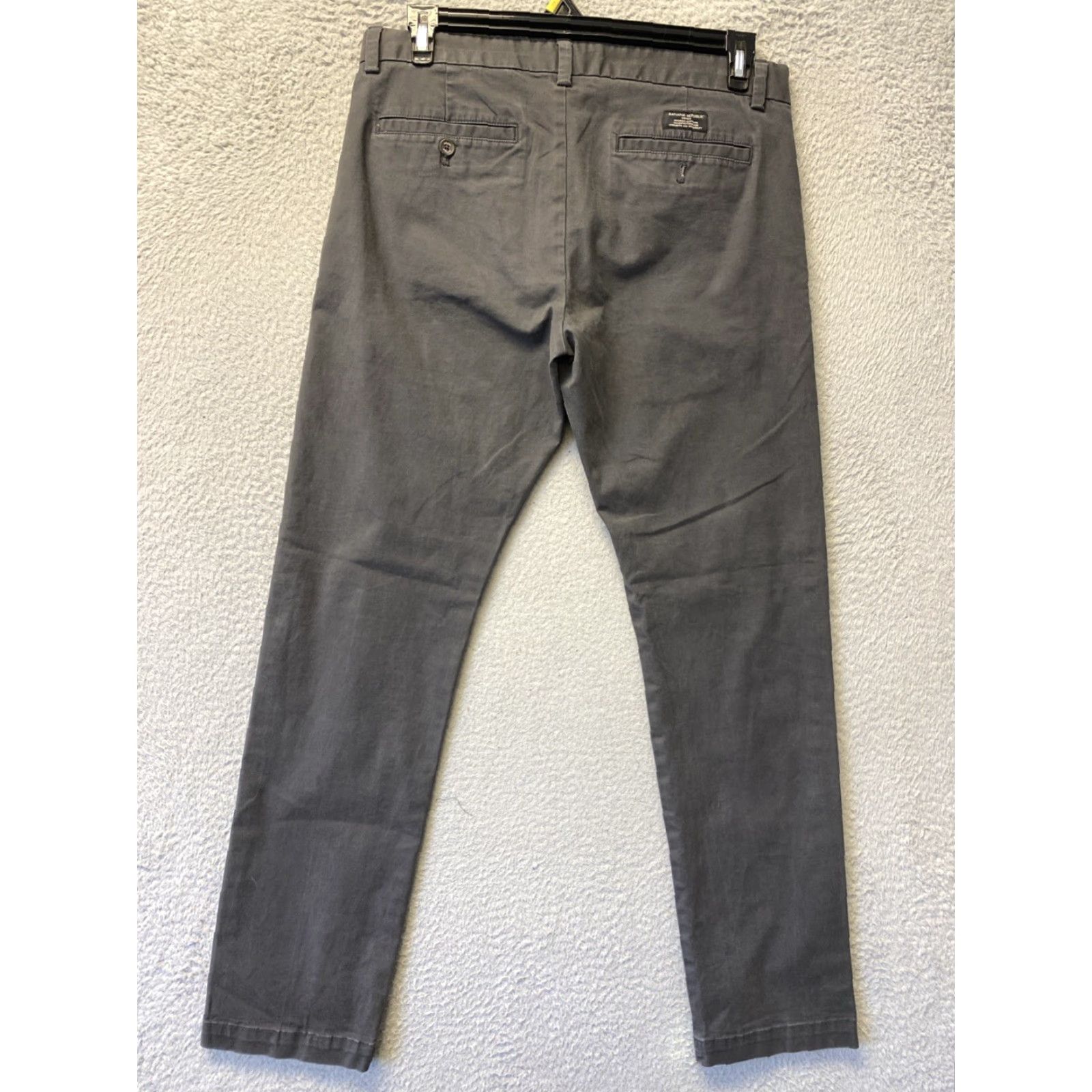Banana Republic VINTAGE Banana Republic Men’s Slim-Fit Chino Pants Casual Cotton 33x32 Gray Mens Size US 33 - 6 Thumbnail