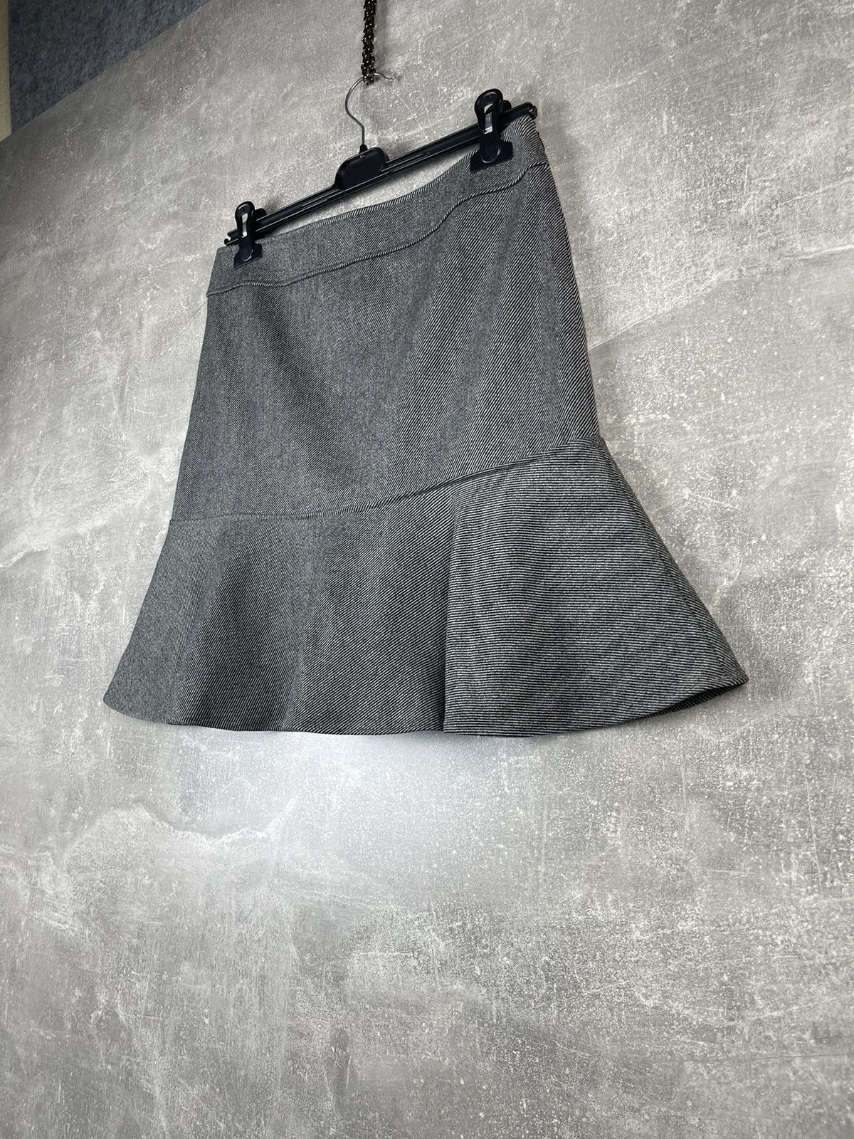 Balenciaga Balenciaga Paris Wool Gray Striped Midi Skirt Size 27" / US 4 / IT 40 - 2 Thumbnail