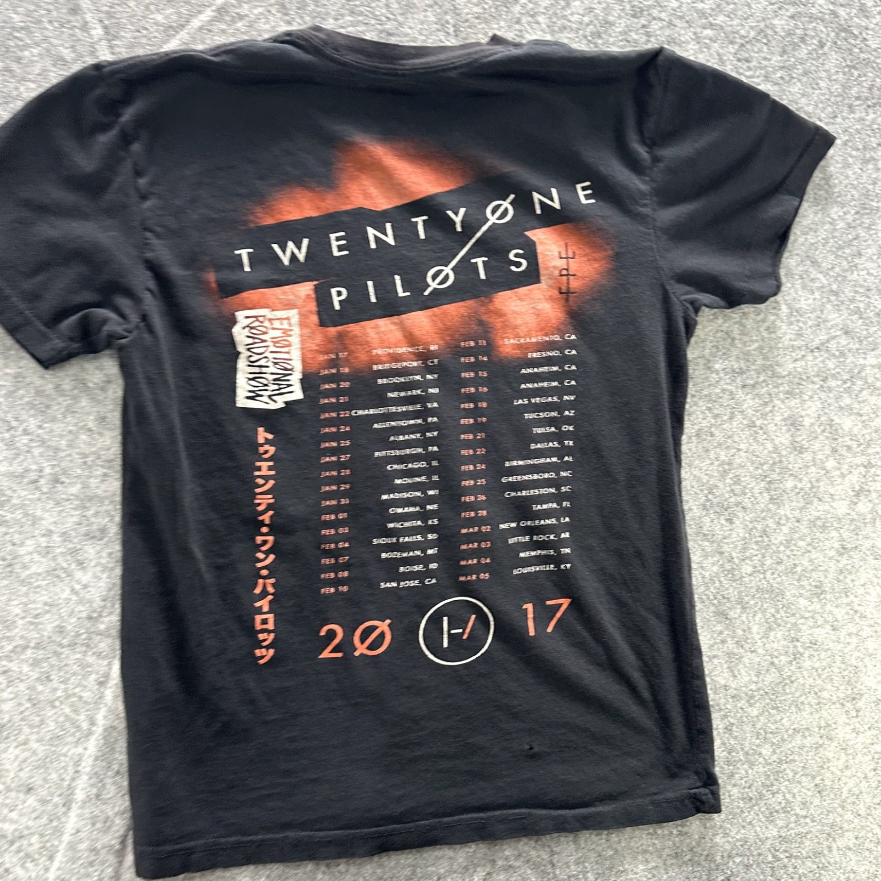 Vintage Twenty One Pilots Shirt Mens Small Black Emotional Roadshow Tour 2017 Band Tee Size US S / EU 44-46 / 1 - 5 Thumbnail