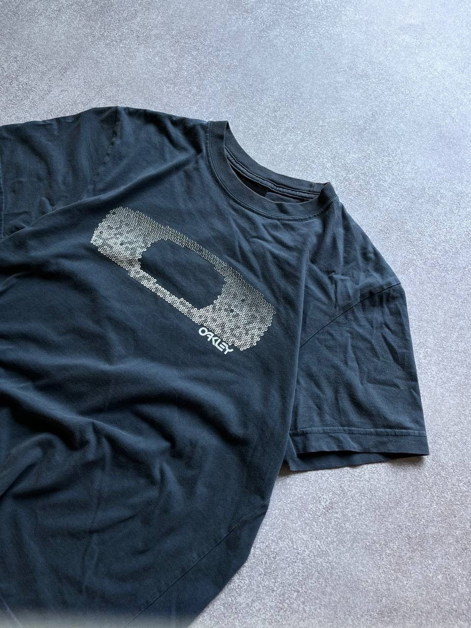 Oakley Vintage Oakley Archival Boxy T-shirt Y2K L Size US L / EU 52-54 / 3 - 2 Thumbnail