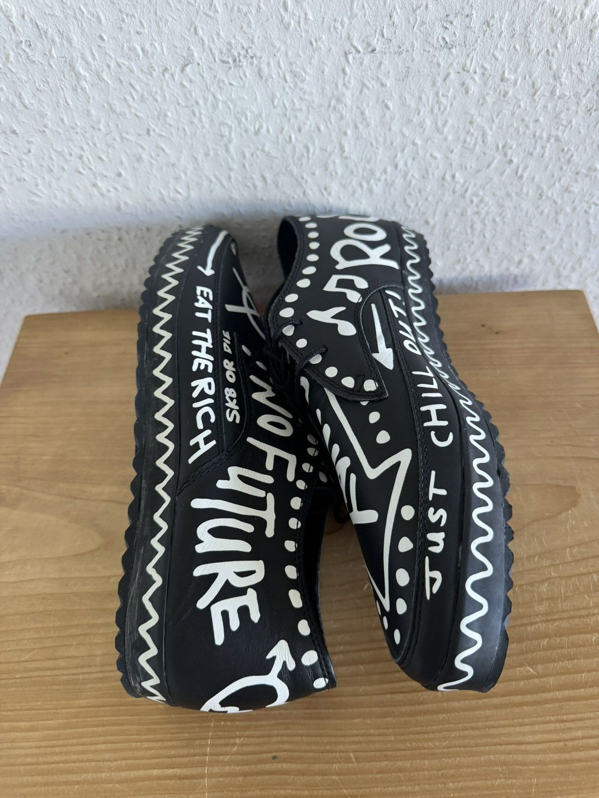 Adidas × Jeremy Scott FW12 JS Slim Graffiti Sneakers Size US 9.5 / EU 42-43 - 6 Thumbnail