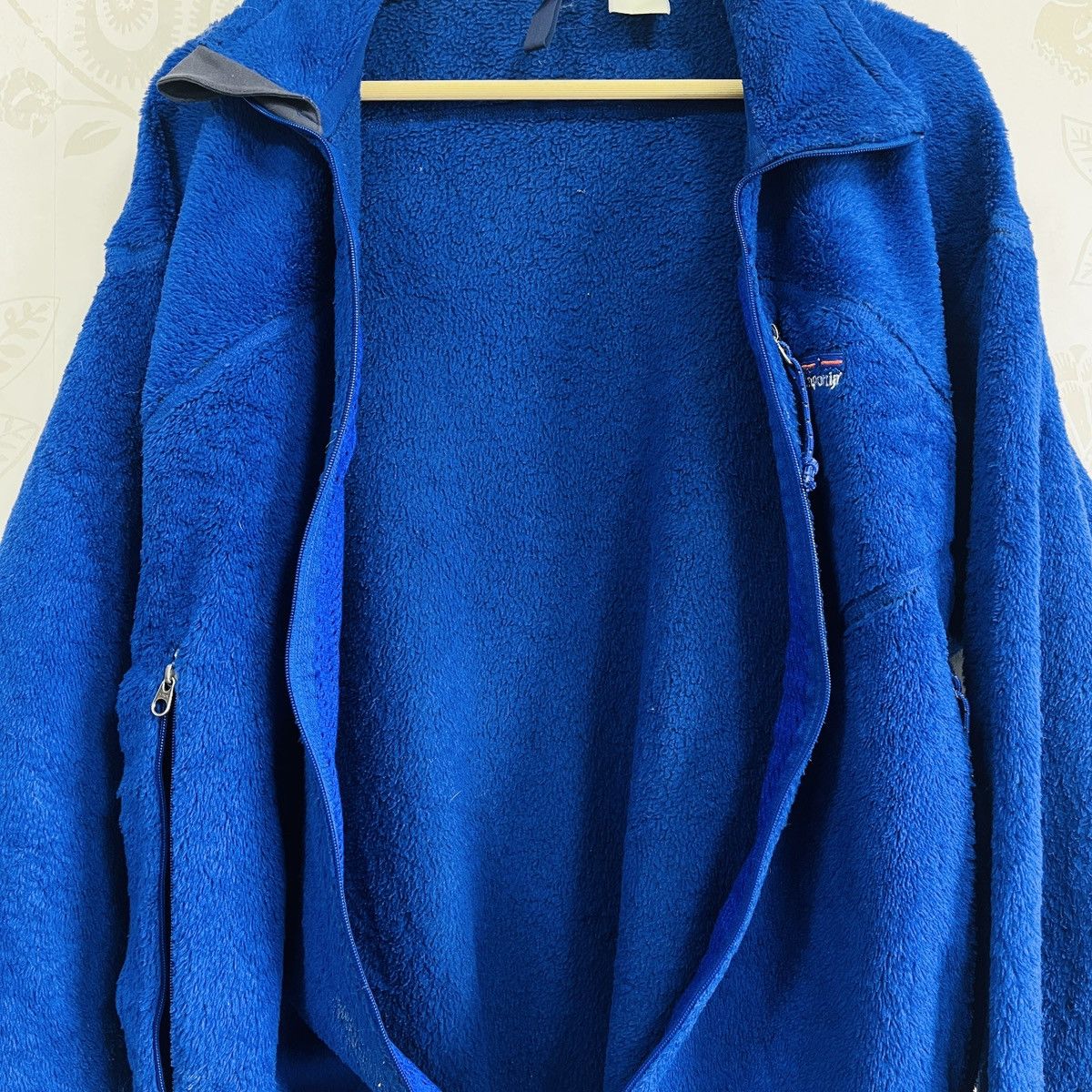 Patagonia × Polartec × Vintage Vintage Patagonia R4 Polartec Fall 2001 Portugal Size US L / EU 52-54 / 3 - 14 Thumbnail