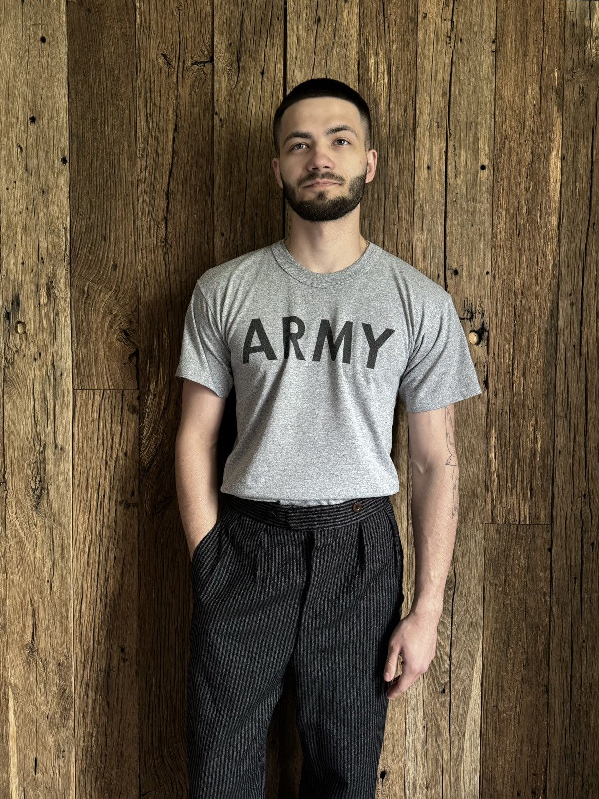 Vintage Vintage 70s US Army Training T-Shirt Size US S / EU 44-46 / 1 - 1 Thumbnail