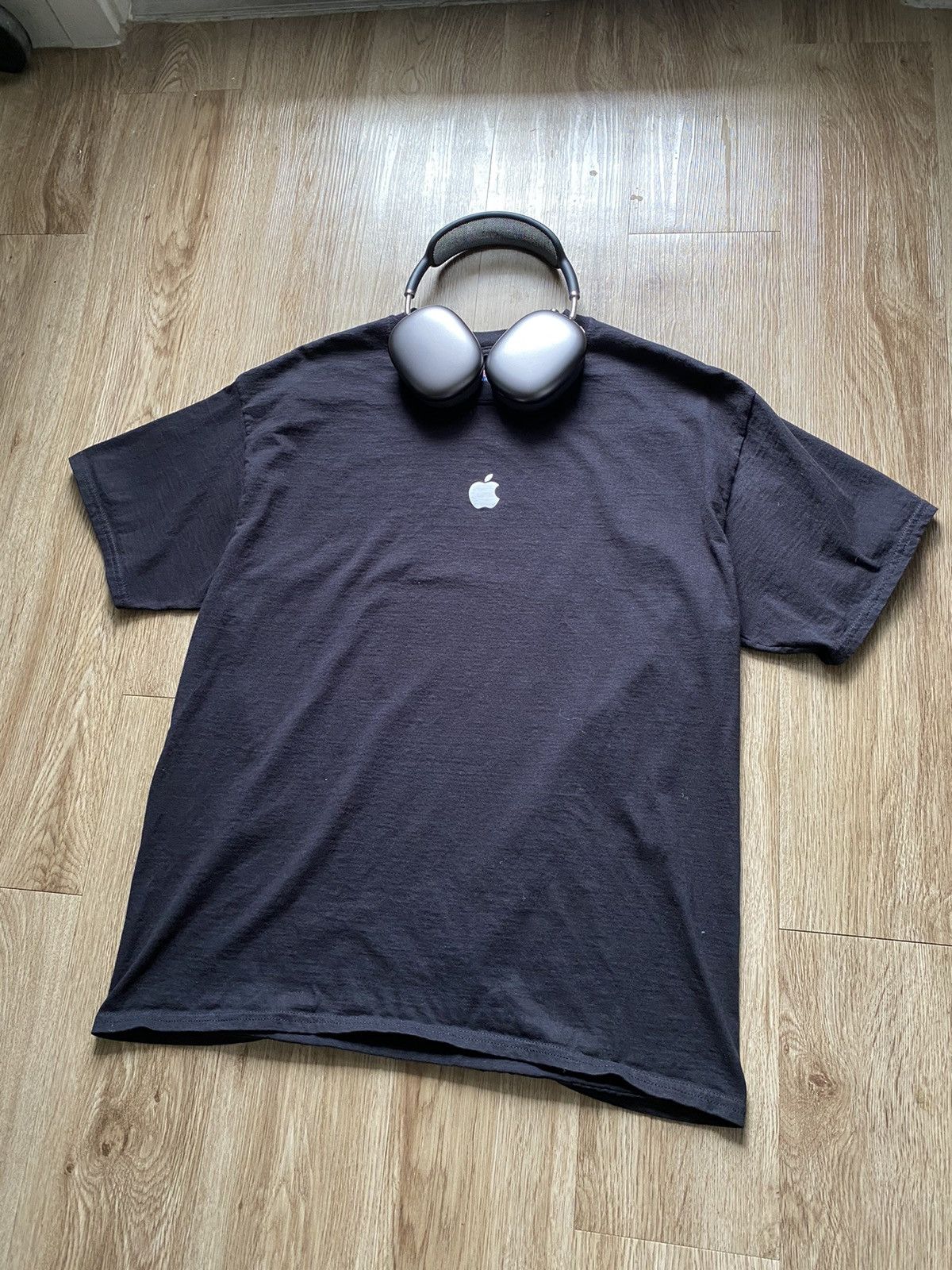 Apple × Vintage VINTAGE Y2K APPLE CENTER LOGO TEE Size US L / EU 52-54 / 3 - 3 Thumbnail