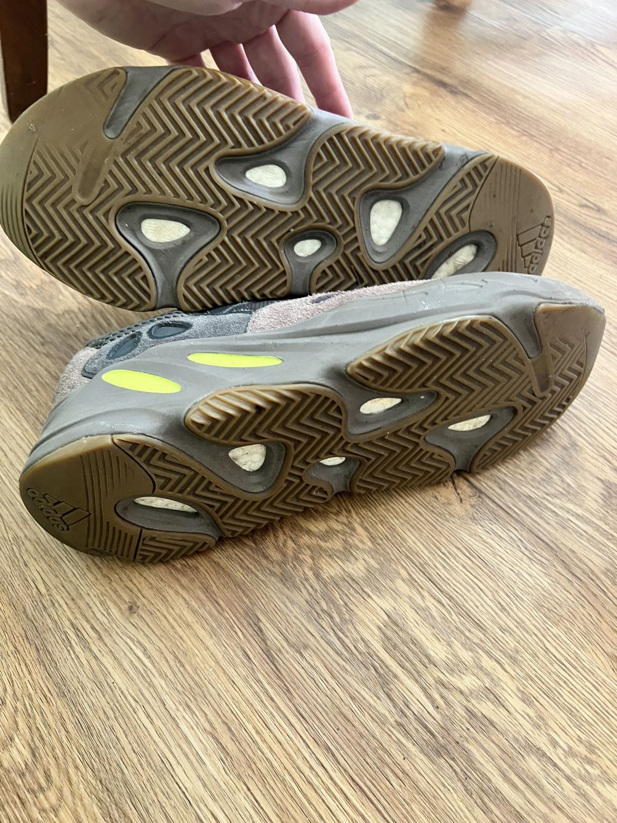 Adidas × Kanye West MAUVE 700 Size US 10 / EU 43 - 3 Thumbnail