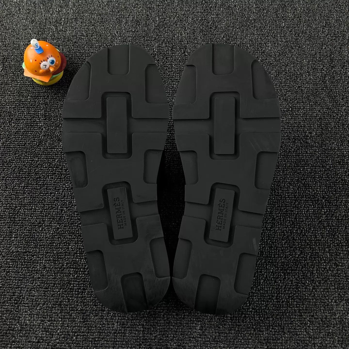 Hermes Hermes Black Logo Men's Slide 41 Size US 8 / EU 41 - 6 Thumbnail