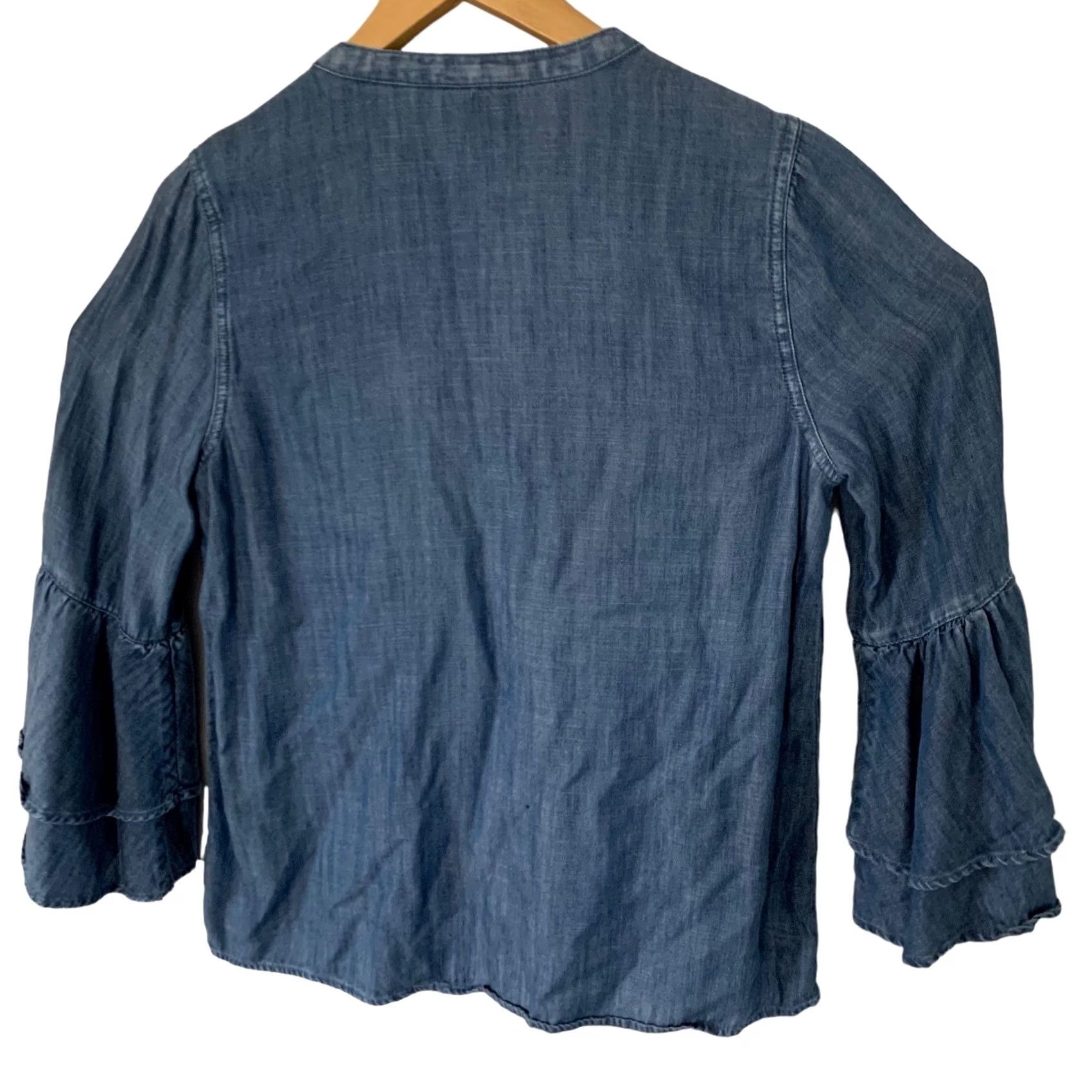 Gap Gap Womens Blue Chambray Denim Top Sz Small Bell Sleeve V-Neck Boho Size S / US 4 / IT 40 - 3 Thumbnail