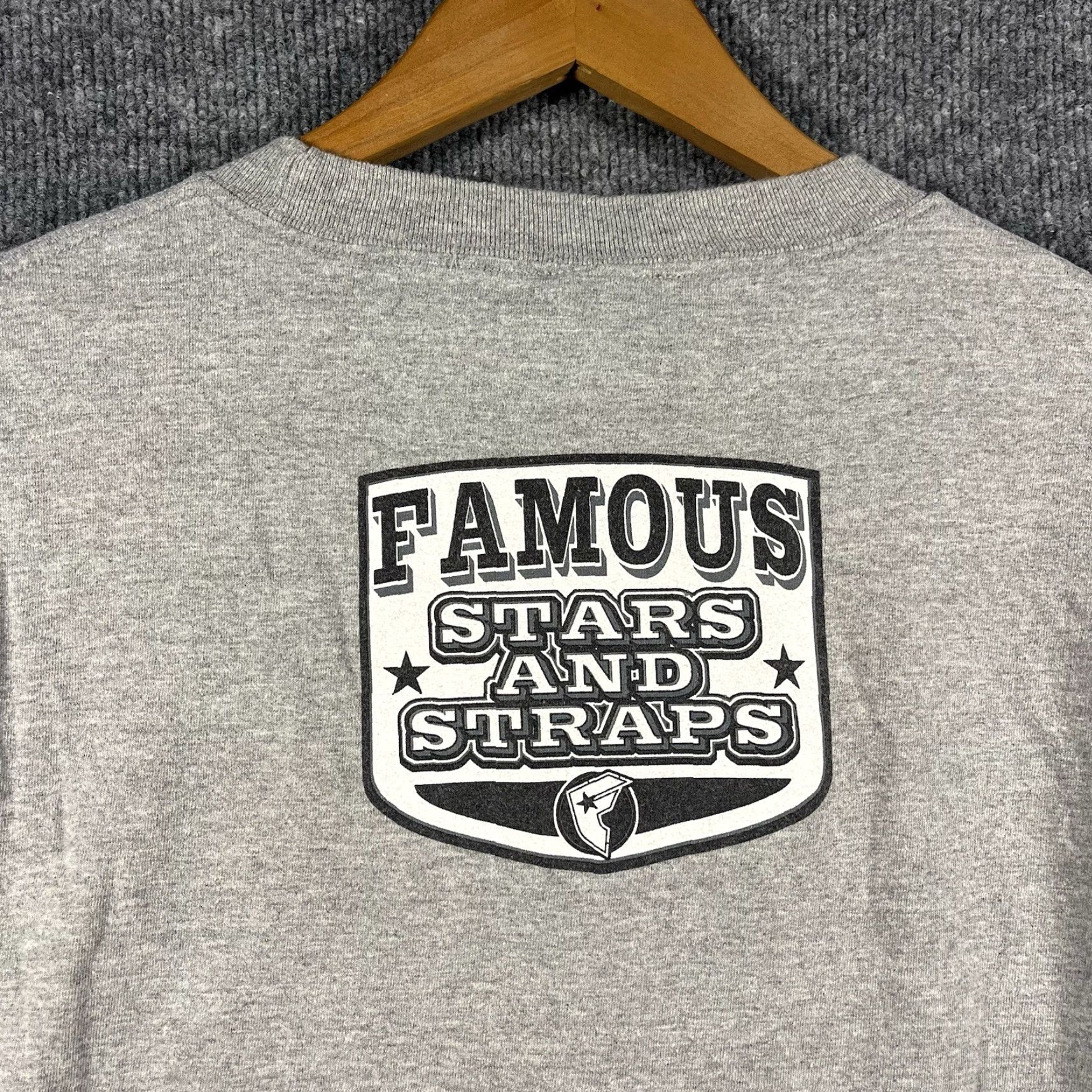 Barker VINTAGE Famous Stars & Straps T-Shirt Men 2XL Gray Graphic Print Crew Neck Short Sleeve Band Rock 90s Musi c Size US XXL / EU 58 / 5 - 5 Thumbnail