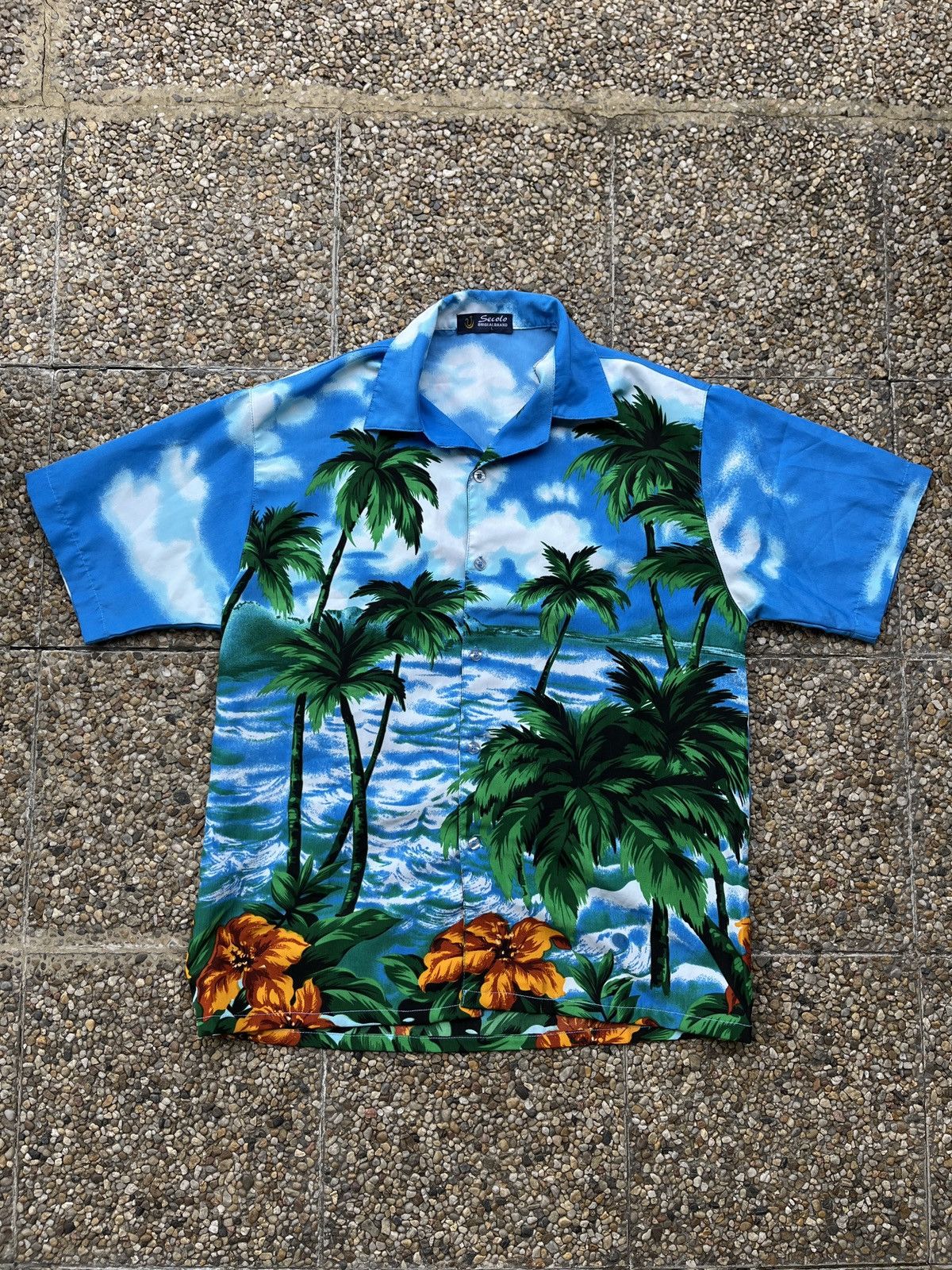 Vintage Vintage 90s Hawaiian Shirt Palm Tree & Flowers Theme Size US L / EU 52-54 / 3 - 1 Thumbnail