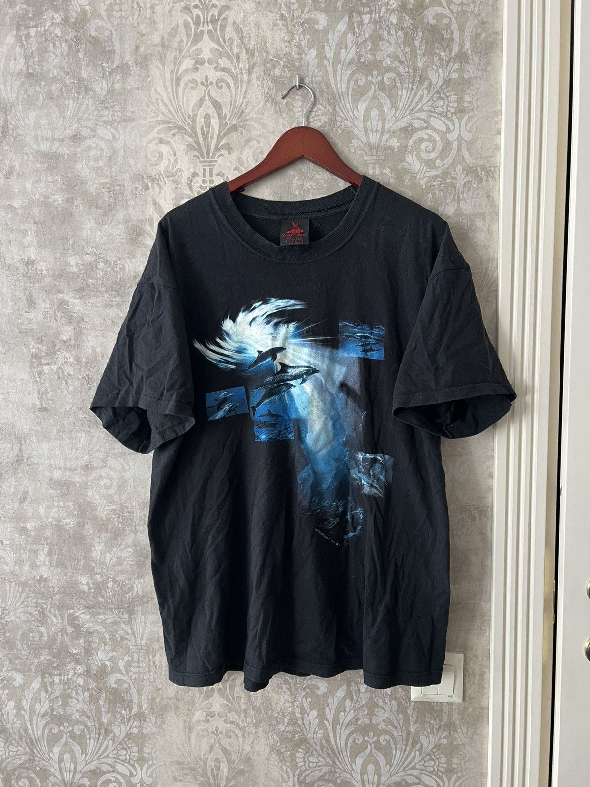 Vintage Vintage 2000s Dream Colours Dolphin Ocean Graphic T-Shirt XL Size US XL / EU 56 / 4 - 1 Thumbnail