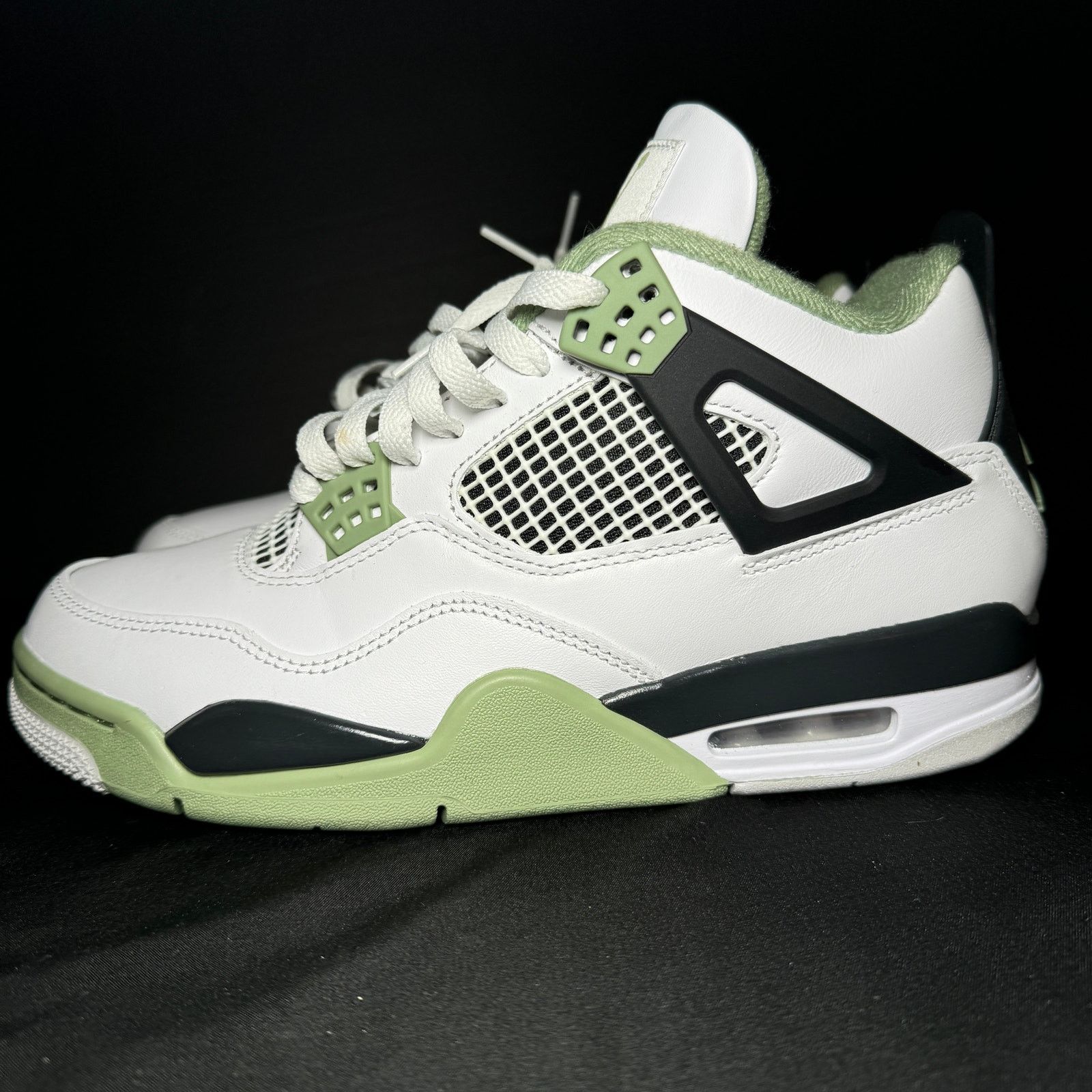 Jordan Brand × Nike Size 9.5 - Wmns Air Jordan 4 Retro Seafoam Women's Shoes Size US 9.5 / IT 39.5 - 9 Thumbnail