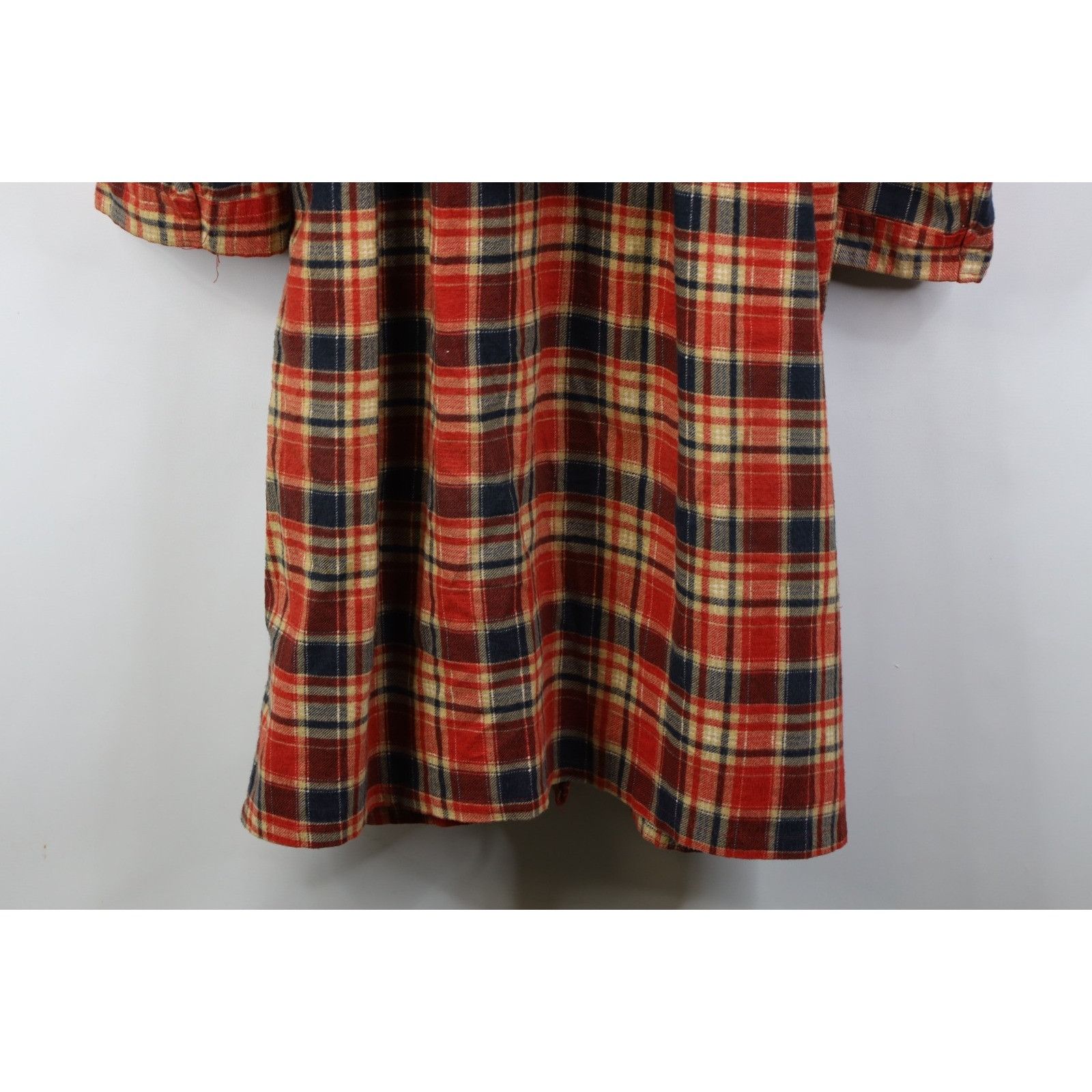 Vintage Vintage 70s Streetwear Distressed Flannel Belted Bath Robe Size US L / EU 52-54 / 3 - 19 Thumbnail