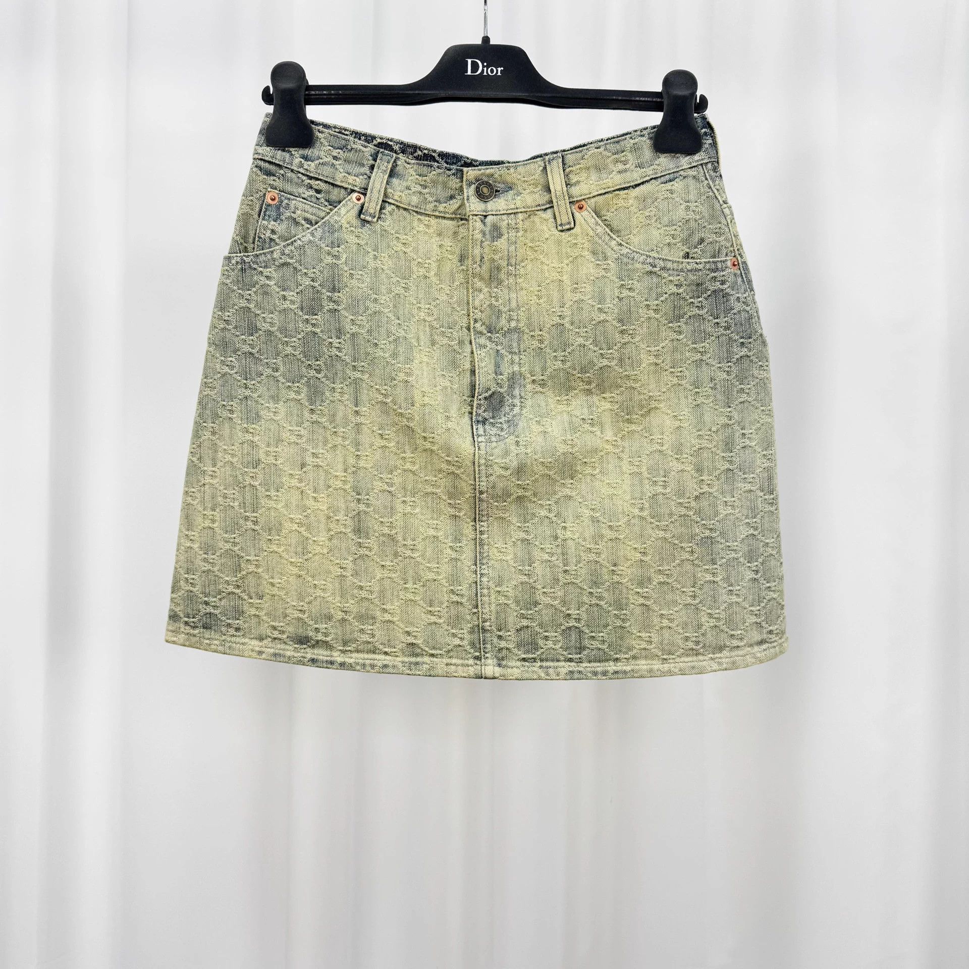 Gucci Gucci GG Monogram Washed Denim Skirt Women's Size 40 New Size 27" / US 4 / IT 40 - 1 Thumbnail