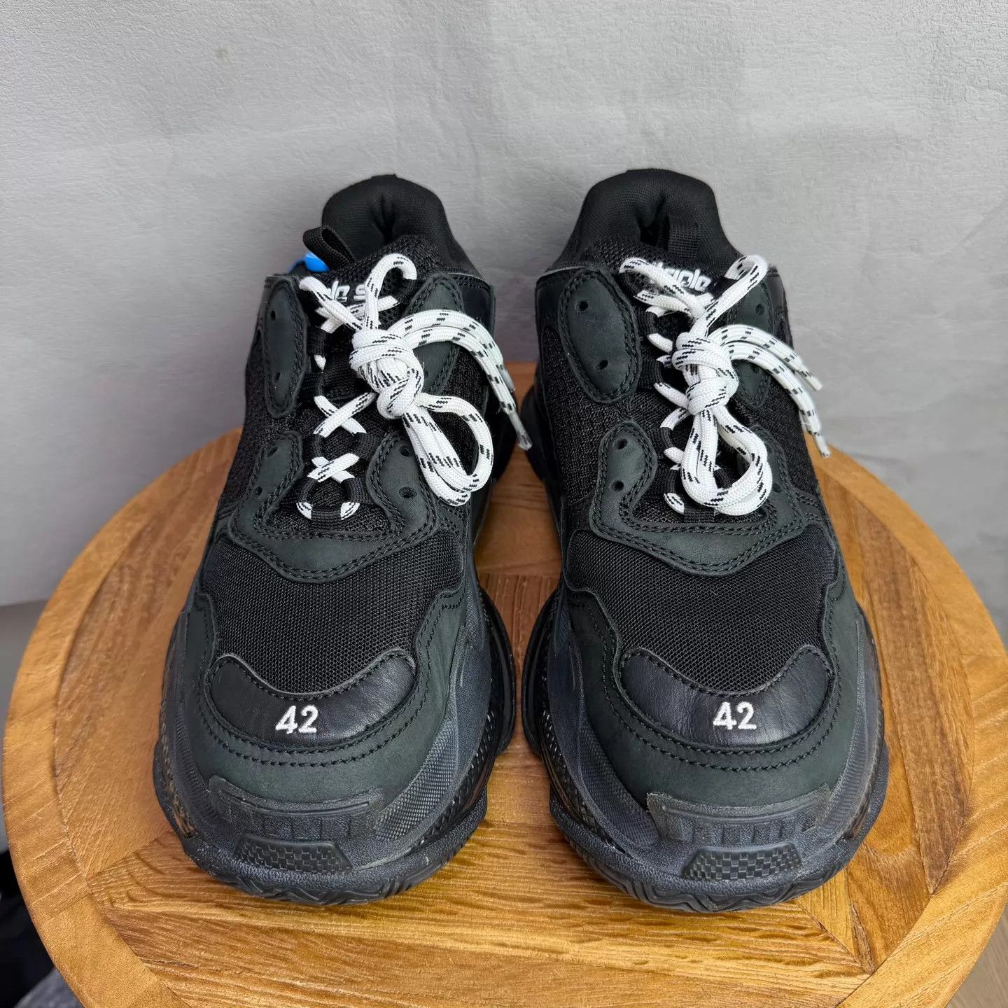 Balenciaga Balenciaga Triple S Distressed Black 42 Size US 9 / EU 42 - 3 Thumbnail
