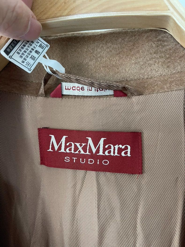 Max Mara Max Mara coat Size M / US 6-8 / IT 42-44 - 2 Thumbnail