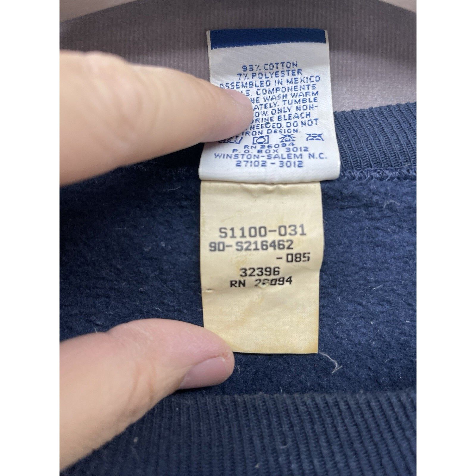 Champion VINTAGE 80s 90s CHAMPION CREWNECK SWEATSHIRT SZ MENS XL NAVY Size US XL / EU 56 / 4 - 7 Thumbnail