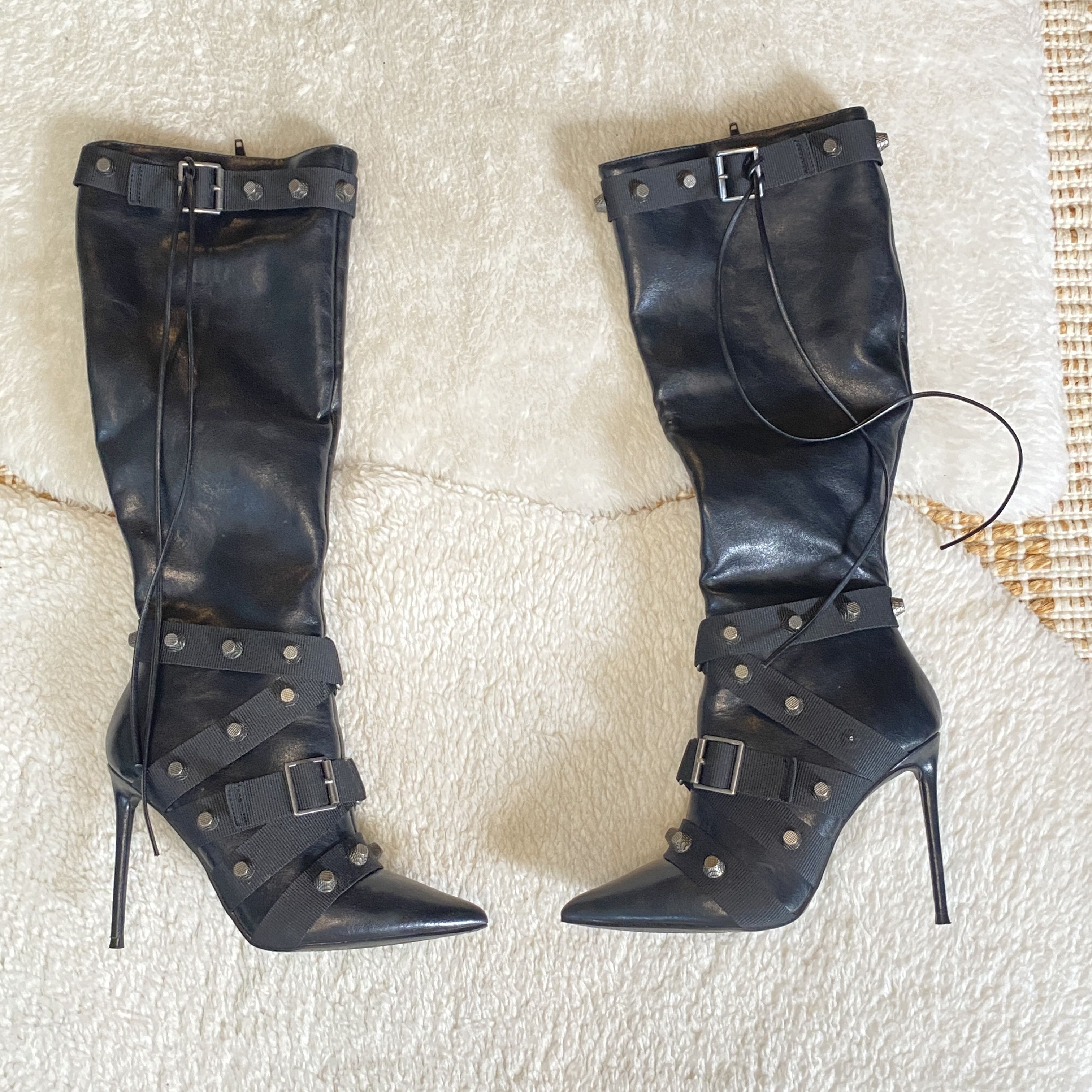 Steve Madden Steve Madden Black Faux Leather Strappy Studded Boots Size US 7.5 / IT 37.5 - 1 Thumbnail