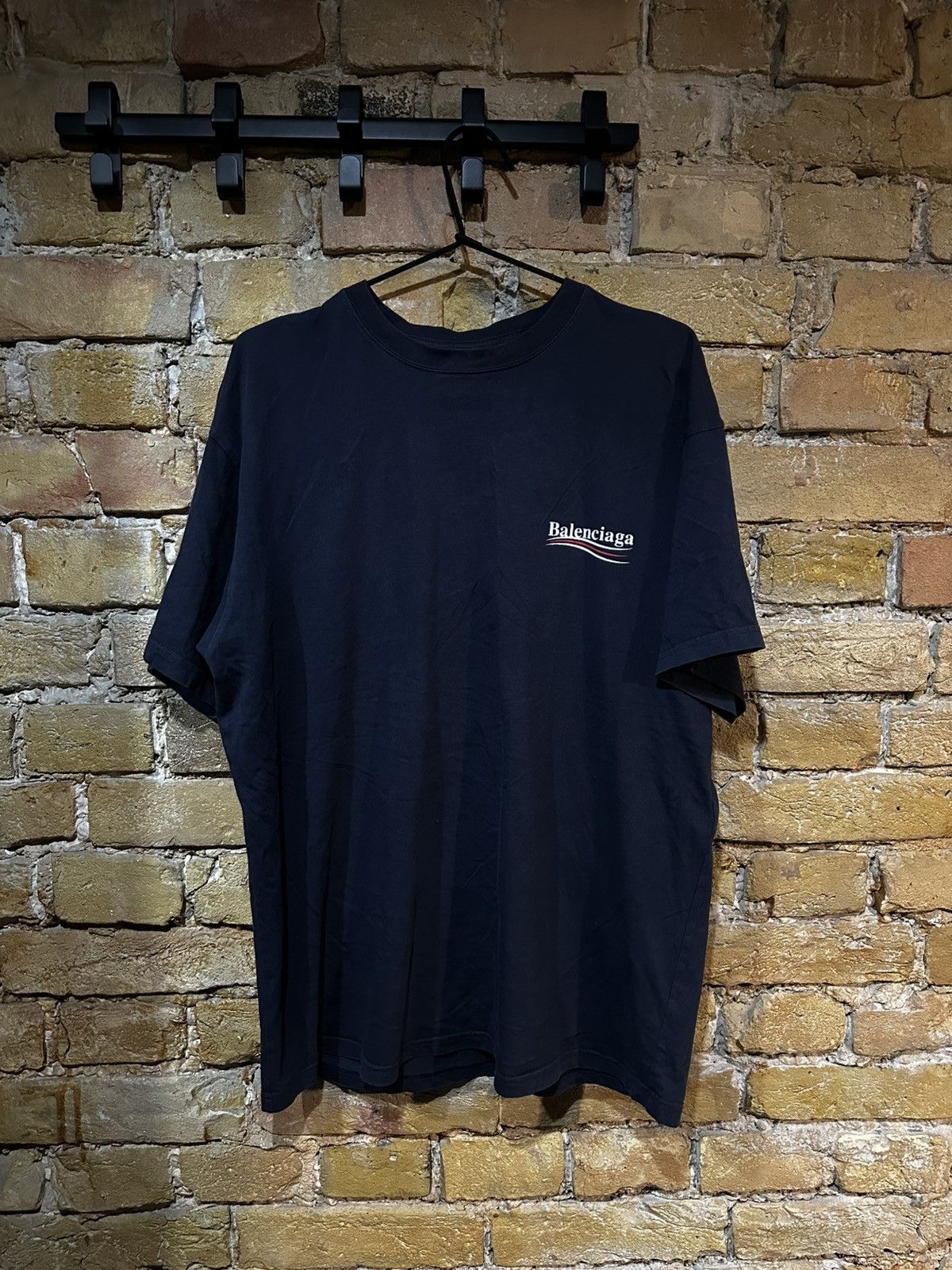 Balenciaga balenciaga political campaign tshirt Size US S / EU 44-46 / 1 - 1 Thumbnail
