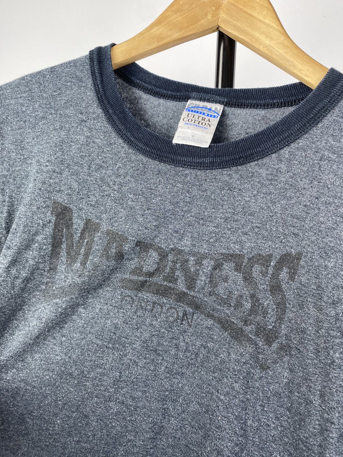 Band Tees × Gildan 90s Madness London Gray Tee Pop Band Tour Rock Emo Punk Size US S / EU 44-46 / 1 - 4 Thumbnail