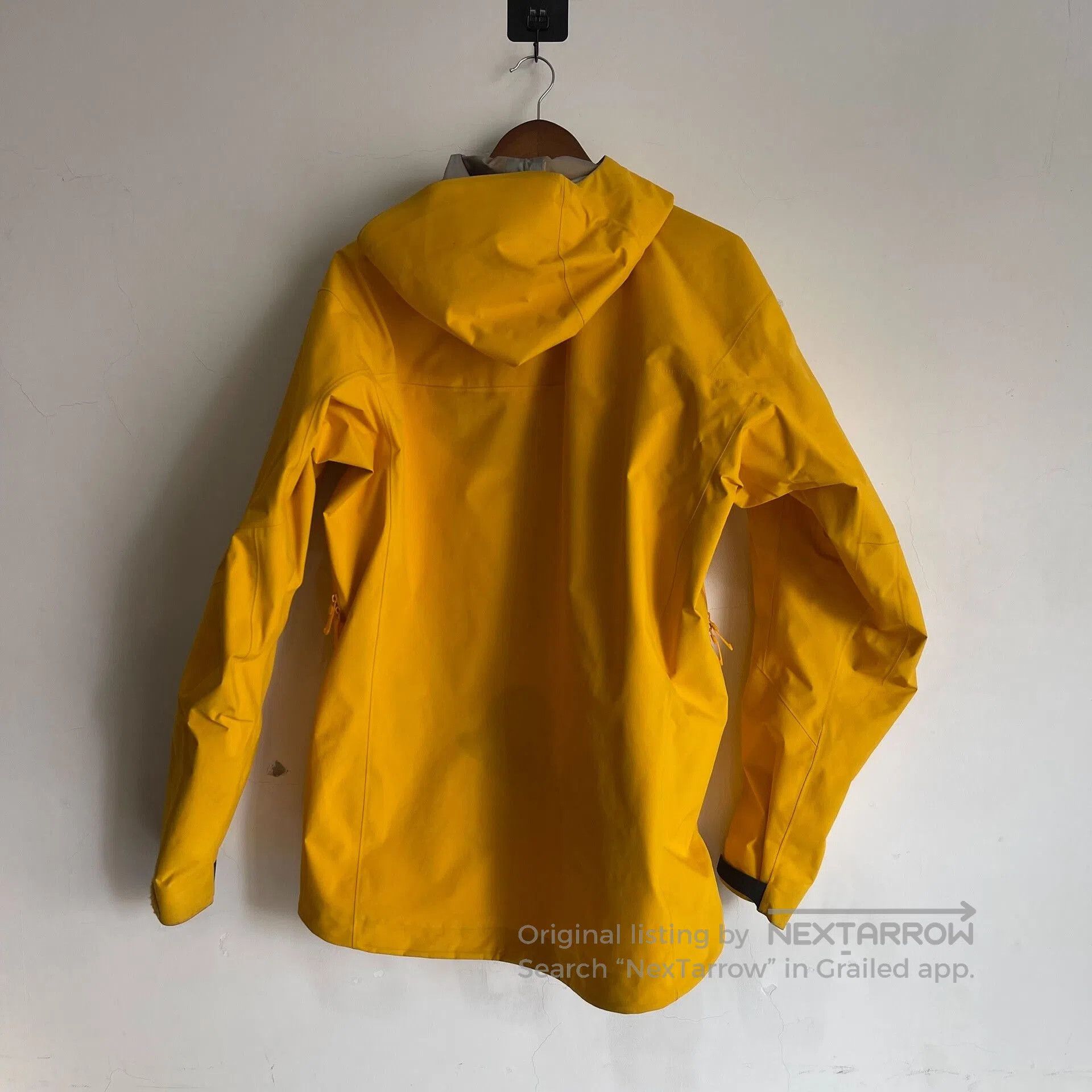 Arc'teryx Arcteryx Alpha SV GORE-TEX Jacket. Size US L / EU 52-54 / 3 - 9 Thumbnail