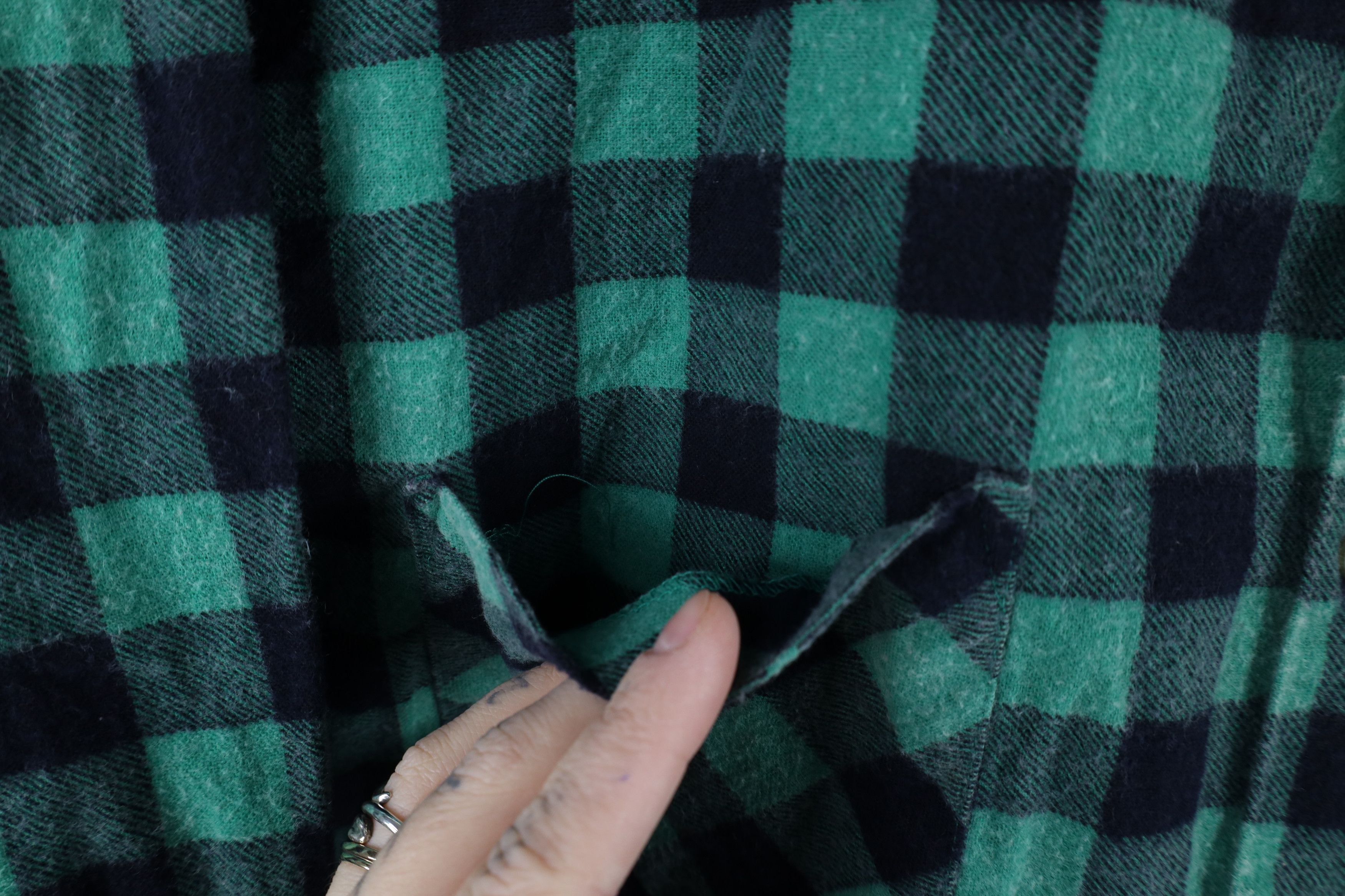 Vintage Vintage 90s Streetwear Flannel Collared Button Shirt Plaid Size US M / EU 48-50 / 2 - 5 Thumbnail