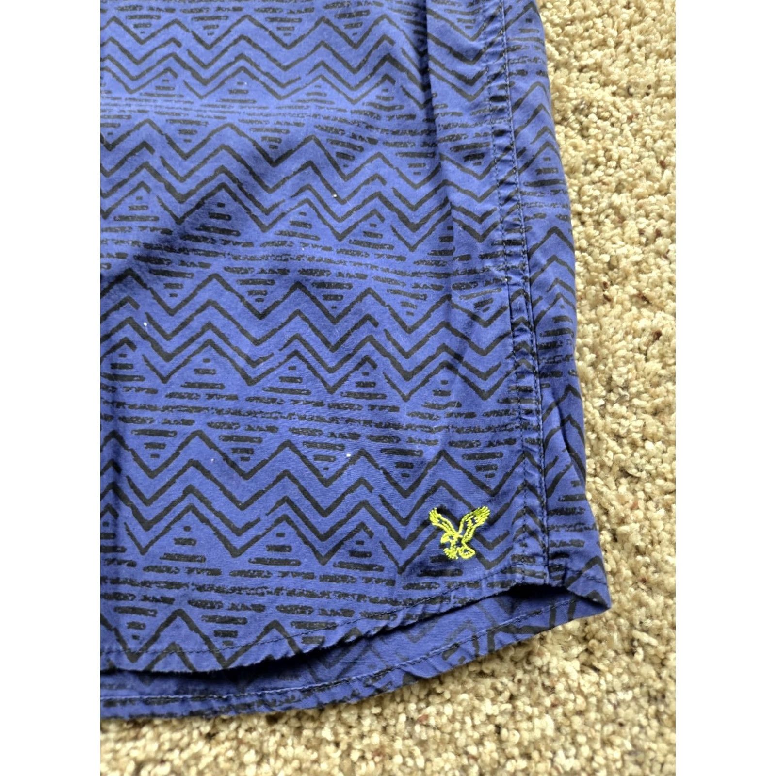 American Eagle Outfitters American Eagle Outfitters Shirt Large Mens Blue Slim Fit Cotton Button Up Geometric Tribal Size US L / EU 52-54 / 3 - 3 Thumbnail