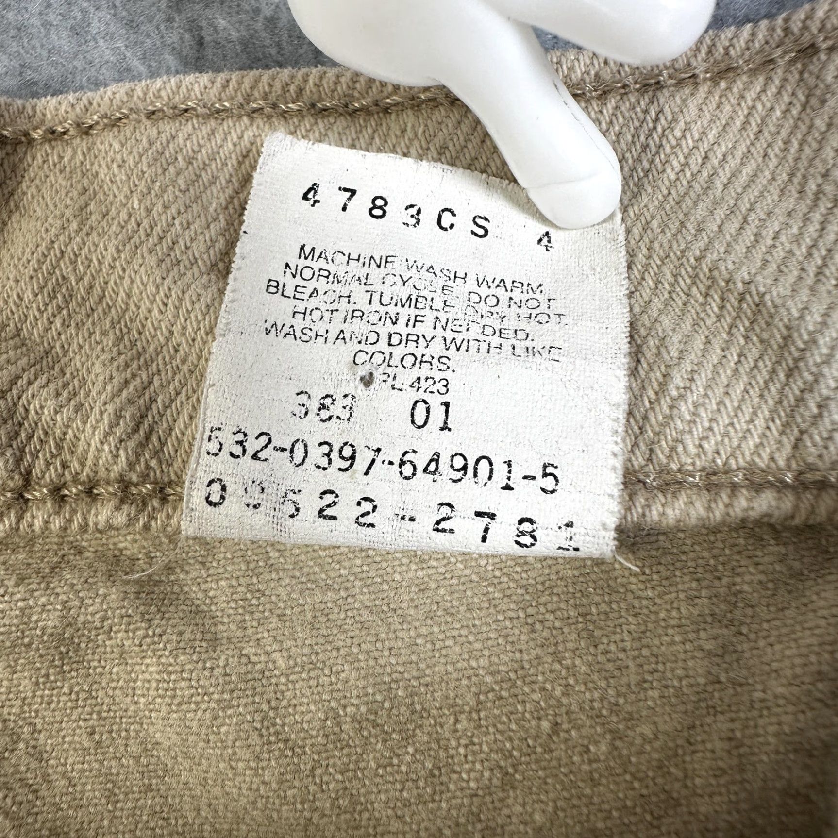 Levi's VINTAGE Levi's 550 Jeans Beige Khaki Mens 40 Relaxed Fit Tapered 5-Pocket Denim 28in Zip Fly Boys? Size US 40 / EU 56 - 3 Thumbnail