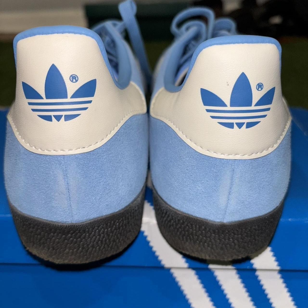 Adidas Light Blue Adidas Gizelle Size US 11 / EU 44 - 6 Thumbnail