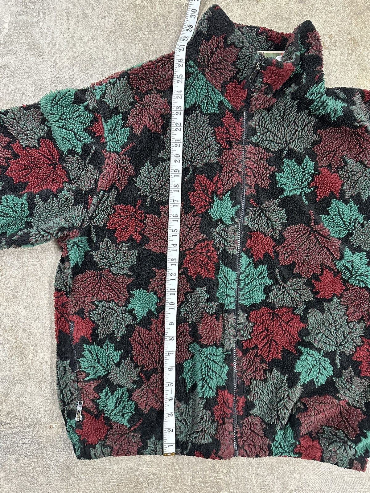 Vintage Vintage 90s Canadian Polar Bear Maple Leaf Fleece Jacket Size US L / EU 52-54 / 3 - 10 Thumbnail