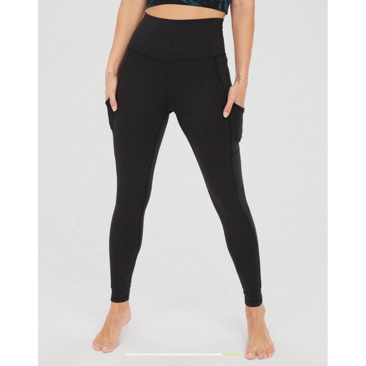 American Eagle Outfitters Offline By Aerie The Hugger Legging Hi-Rise Sipich Black Siz Size 27" / US 4 / IT 40 - 9 Thumbnail