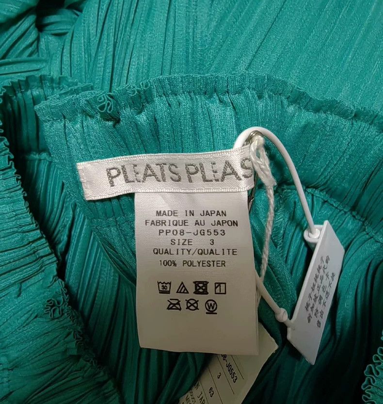 Issey Miyake Issey Miyake size:3 Green pleated skirt Size 42" / US 20 - 2 Thumbnail