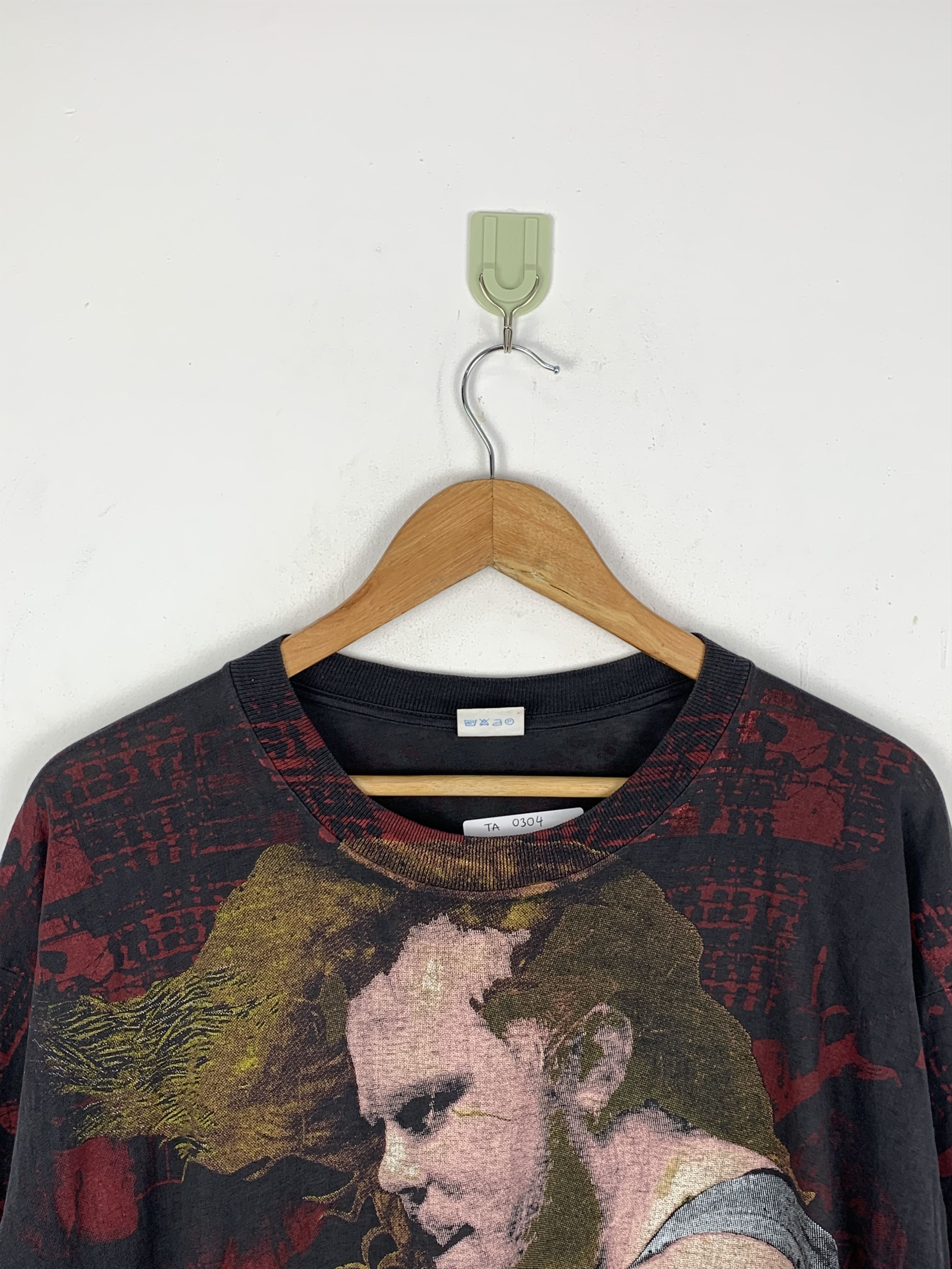 Band Tees × Metallica × Vintage Vintage 90s Metallica All Overprint Bootleg Band Tee TA0304 Size US L / EU 52-54 / 3 - 3 Thumbnail