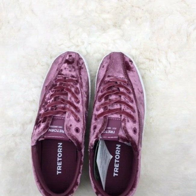 Vintage Tretorn Sneaker Womens SZ 5.5 M BLUSH Crushed Velvet Fashion NYLITE 4 BOLD 5 Size US 6 / IT 36 - 4 Thumbnail
