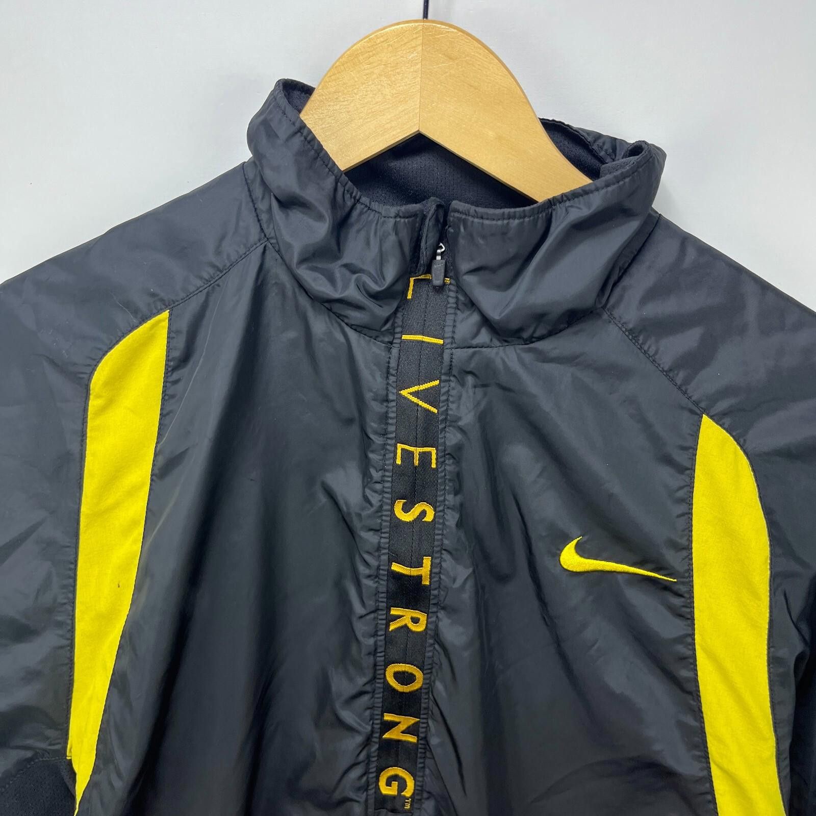 Nike Vintage Y2K Nike Livestrong Windbreaker Jacket Size Small Size US S / EU 44-46 / 1 - 3 Thumbnail