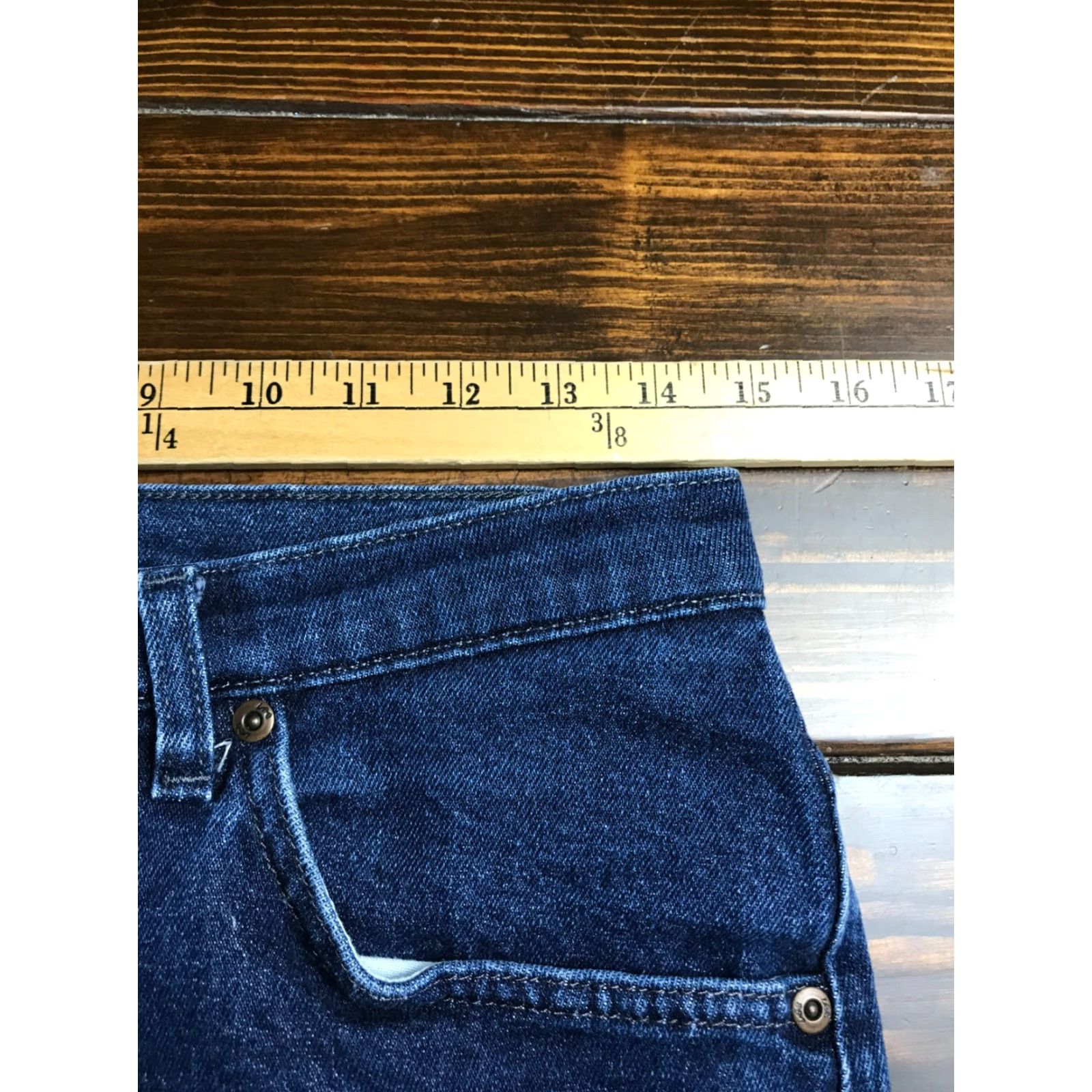 Lee Lee Jeans Women's 10L Blue Denim Long Pockets Dark Wash Jeans Regular Inseam 30in Size 32" / US 10 / IT 46 - 3 Thumbnail