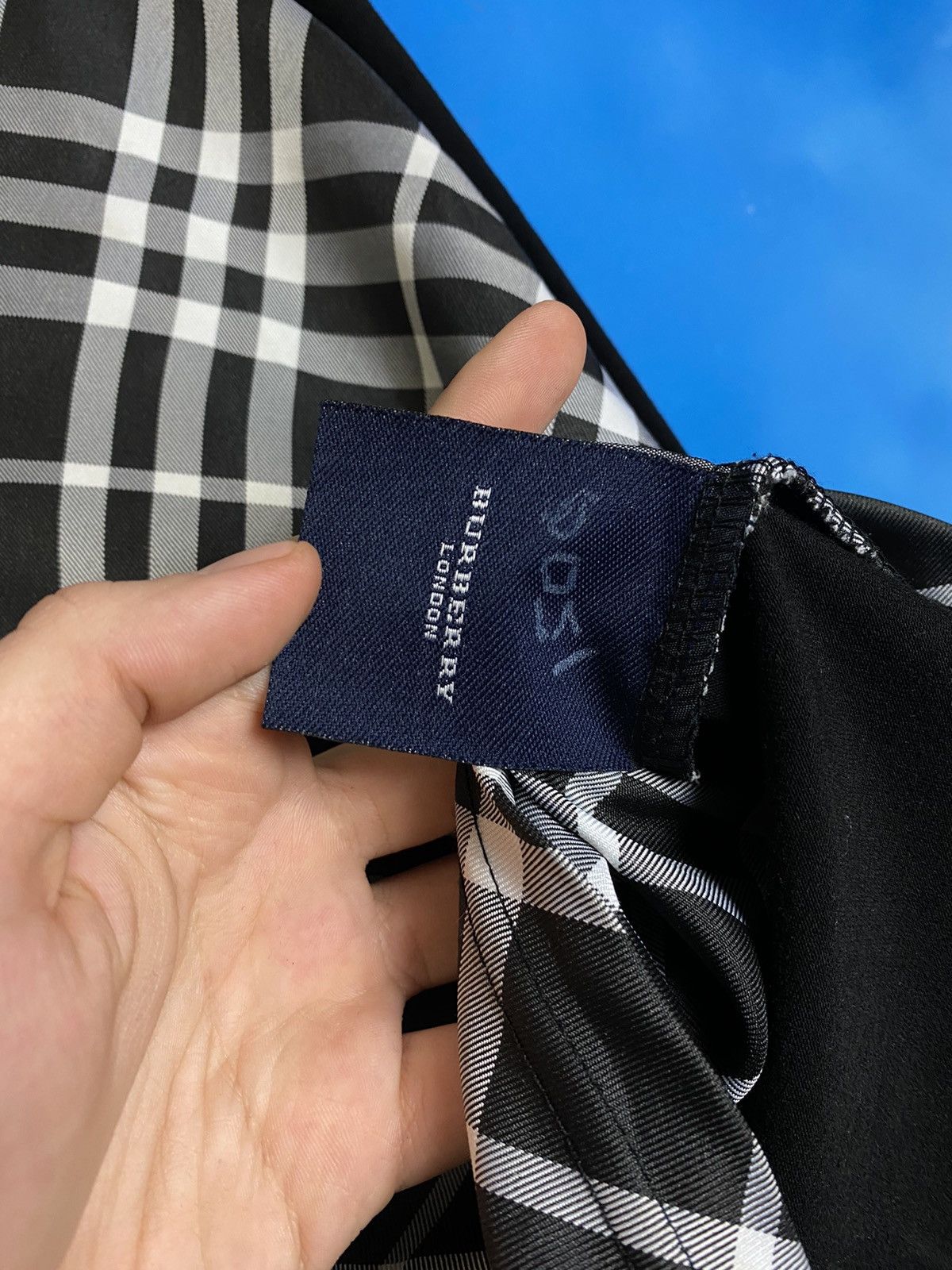 Burberry × Vintage Burberry London Black checked collar jumper Size L / US 10 / IT 46 - 5 Thumbnail