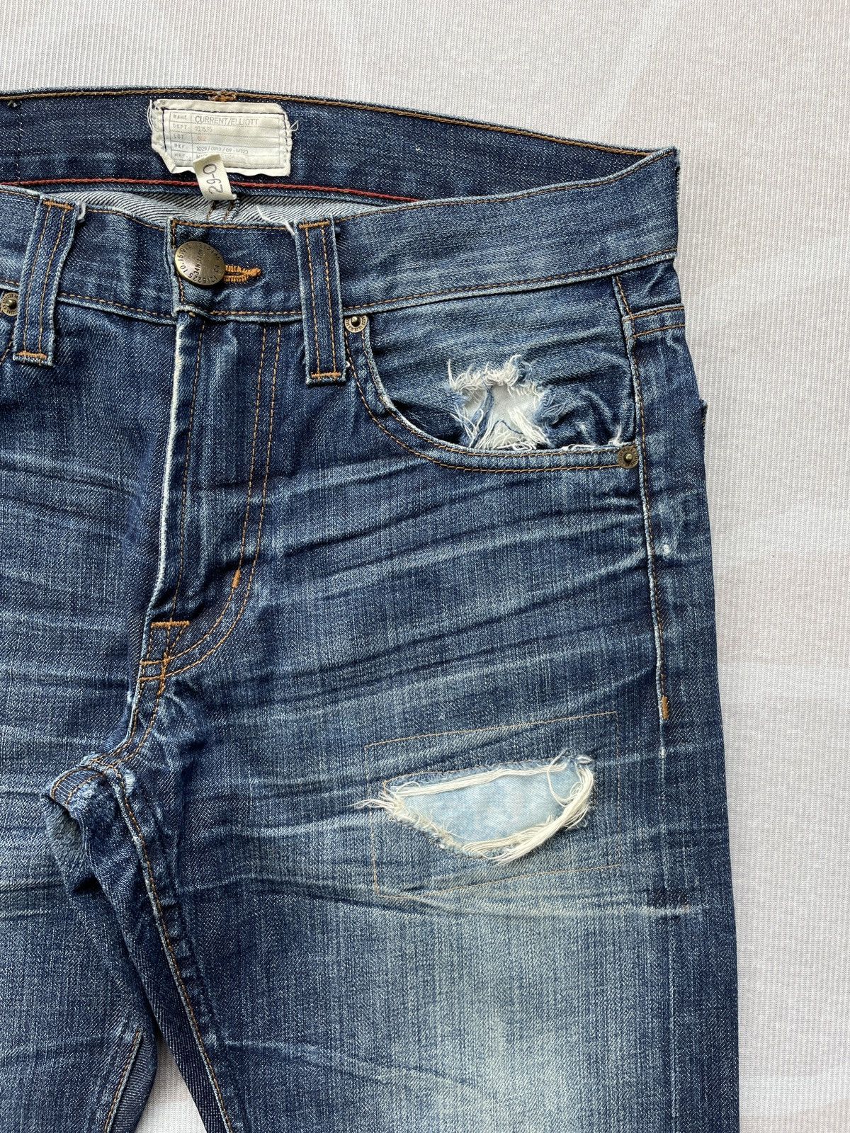Current/Elliot × Elliott Current Elliott Slim Straight Jeans (P71) Size 30" / US 8 / IT 44 - 4 Thumbnail