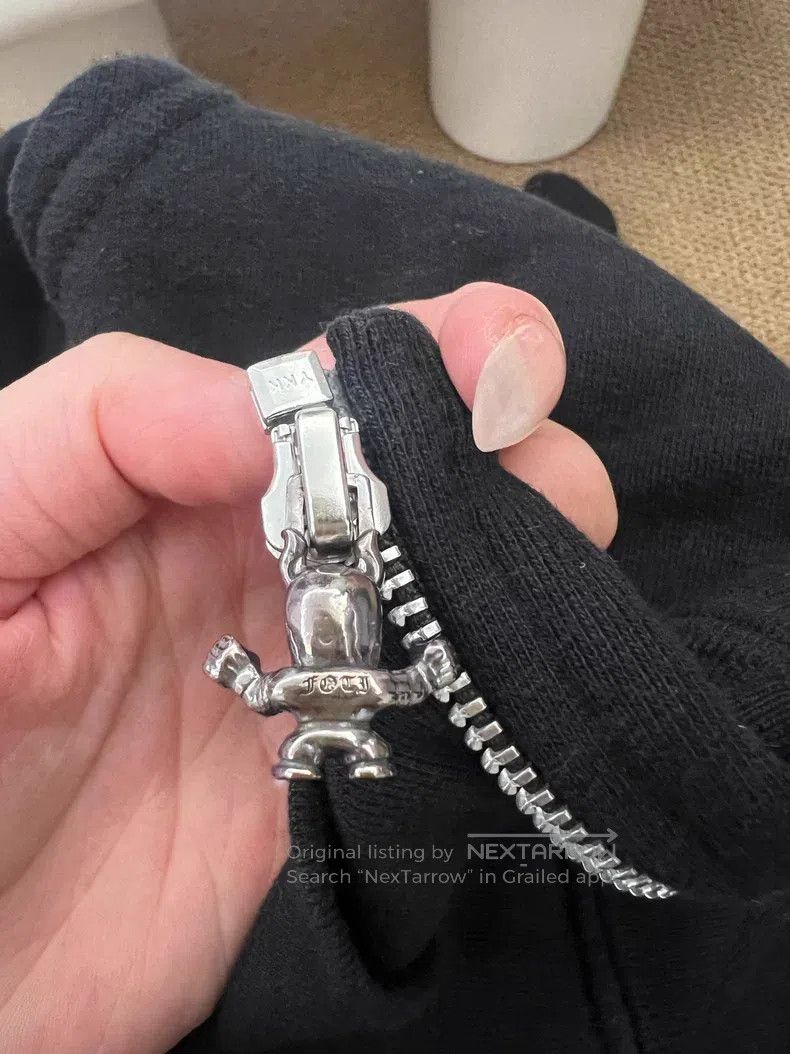 CHROME HEARTS Size L Foti family portrait printed Croce hea