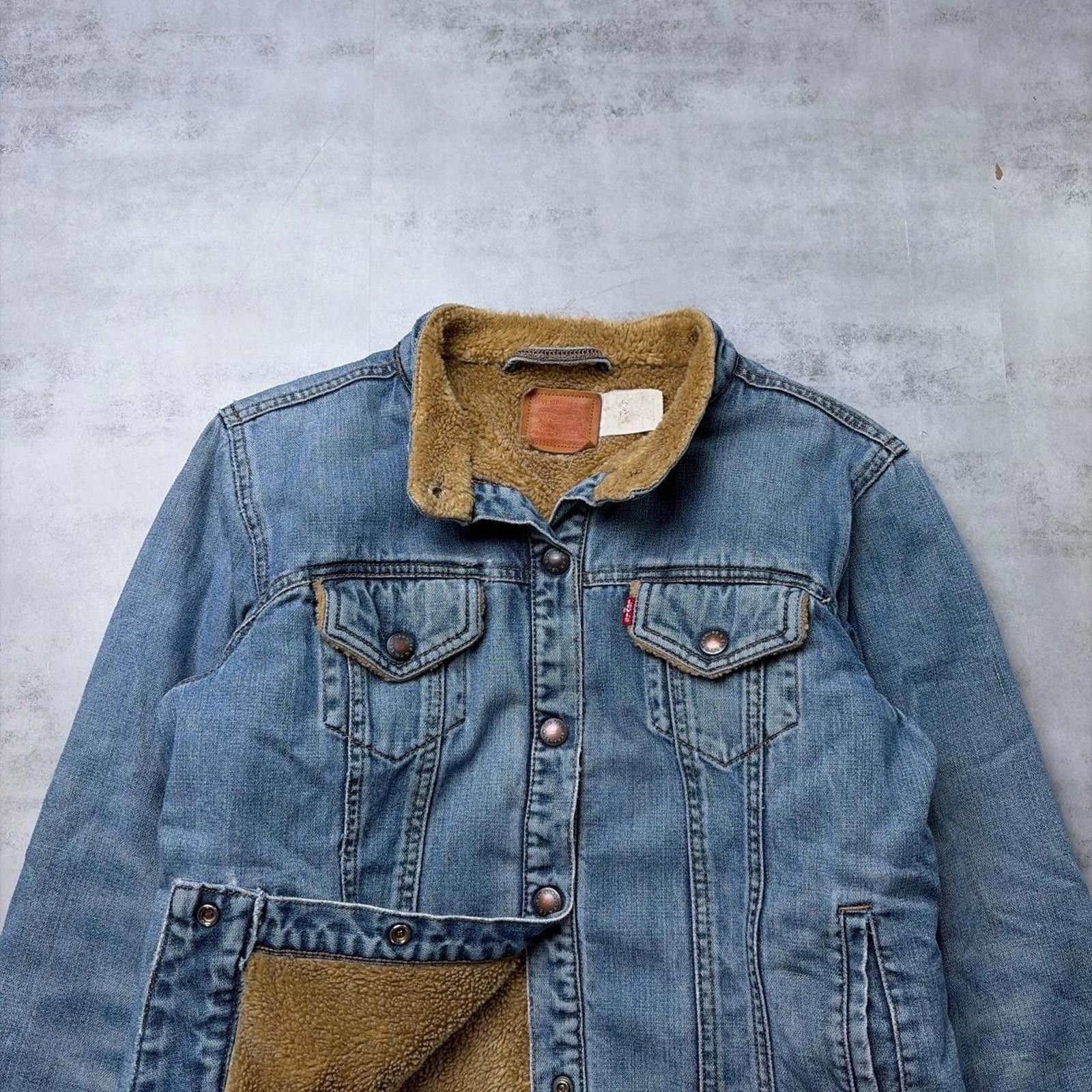 Levi's Vintage Blue Levi’s Sherpa Lined Denim Trucker Faux Jacket Size M / US 6-8 / IT 42-44 - 3 Thumbnail