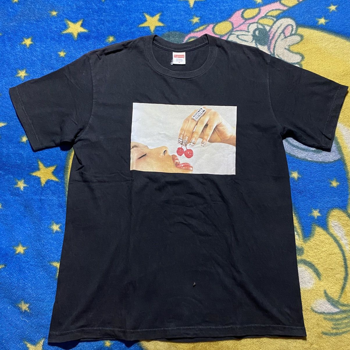 Supreme Cherries SS20 Tshirt