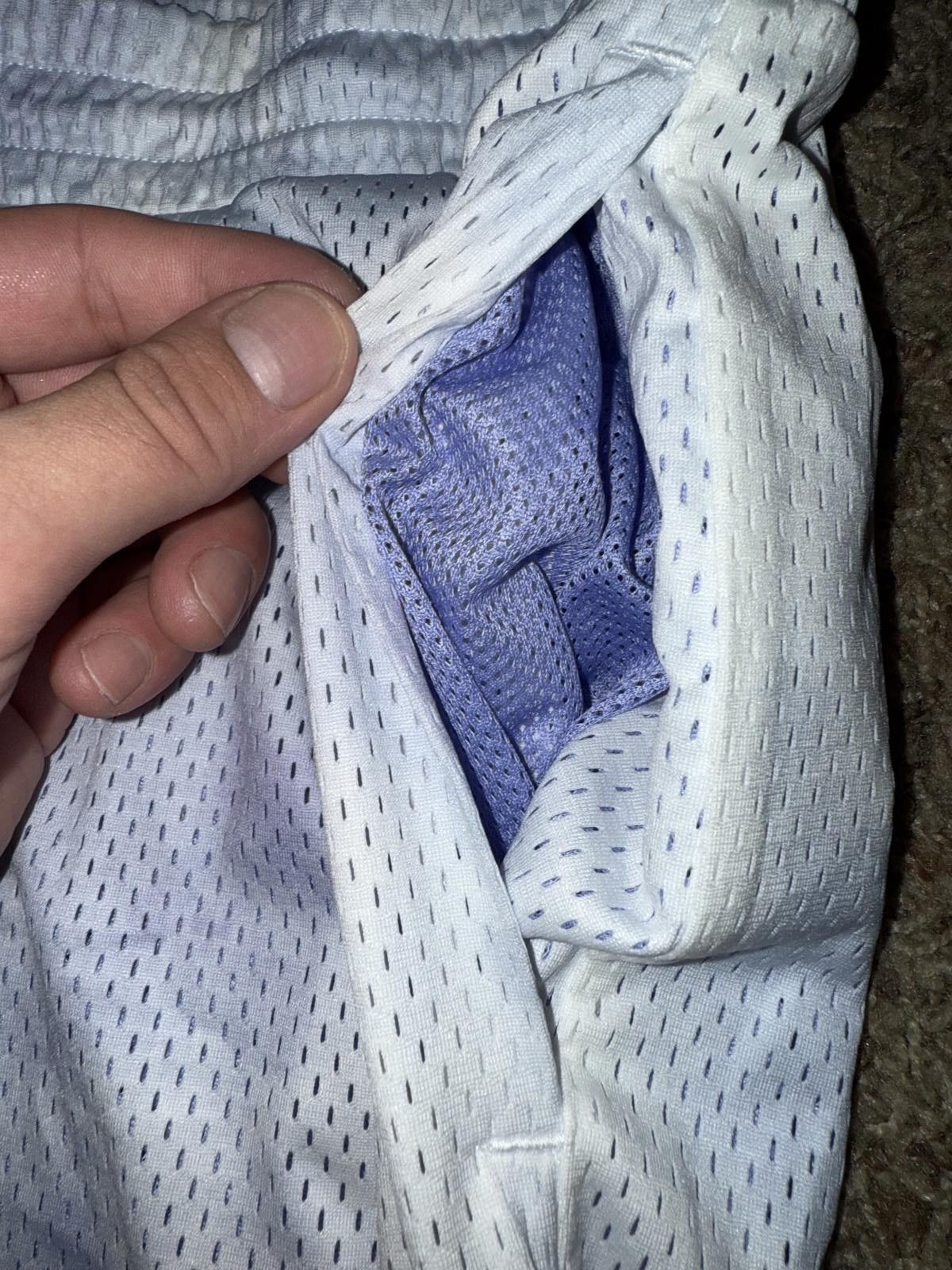 Nike Nike Women’s Sportswear Icon Clash Mesh Shorts Size 42" / US 20 - 4 Thumbnail