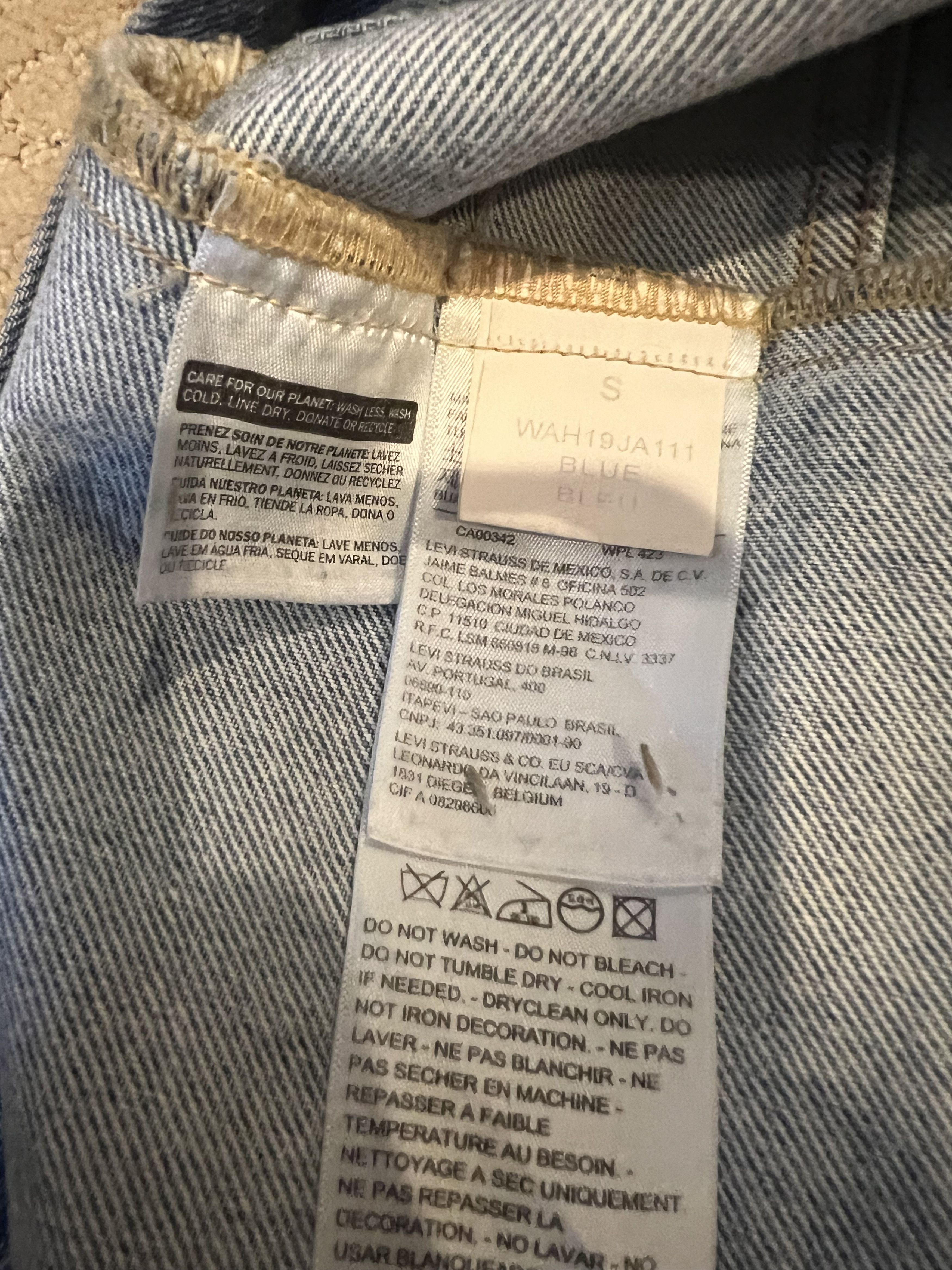 Levi's × Vetements Vetements Sticker Tribal Denim Jacket Size US S / EU 44-46 / 1 - 2 Thumbnail