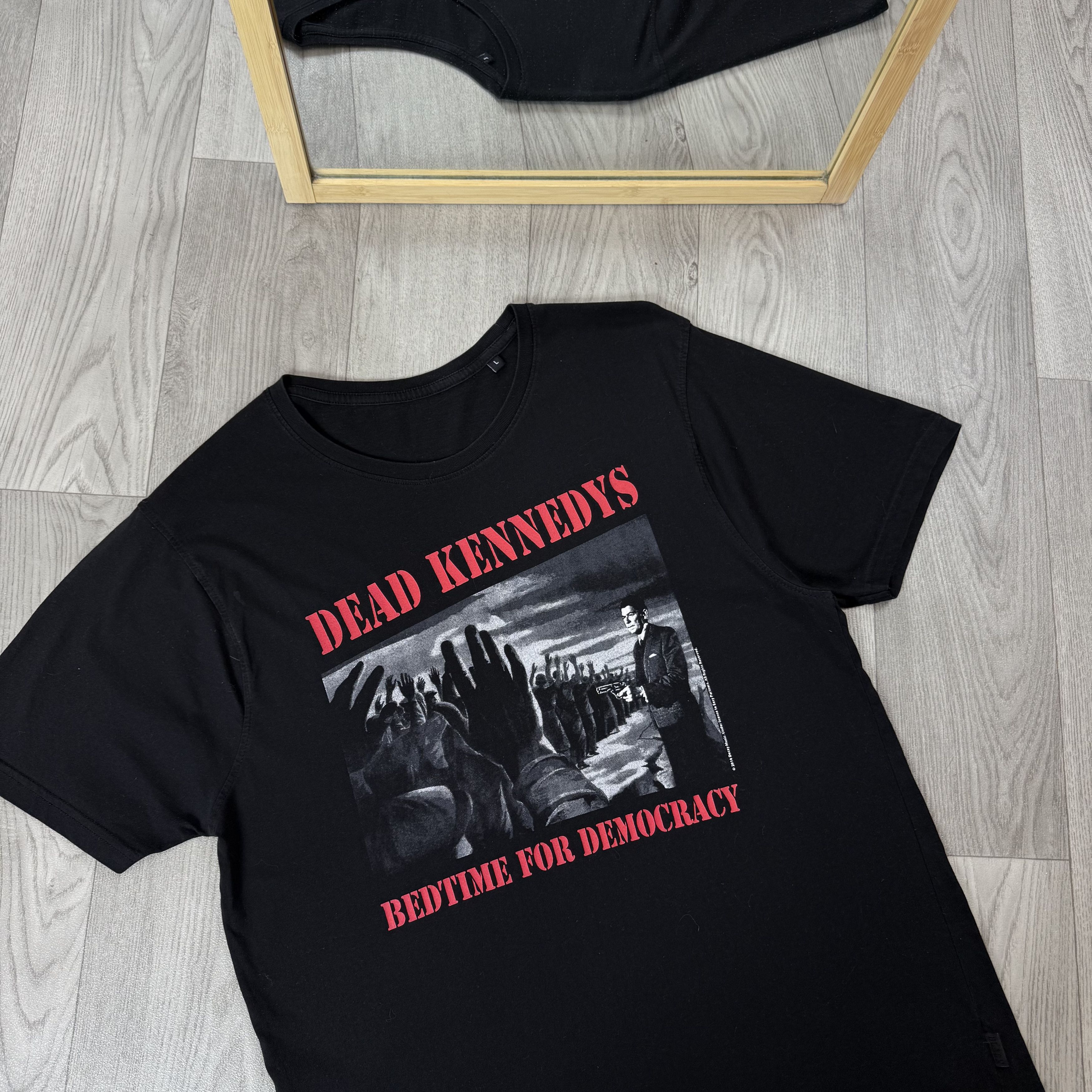 Vintage Vintage Dead Kennedy's 90s Rock Band Graphic Tee Shirt M Size US M / EU 48-50 / 2 - 6 Thumbnail