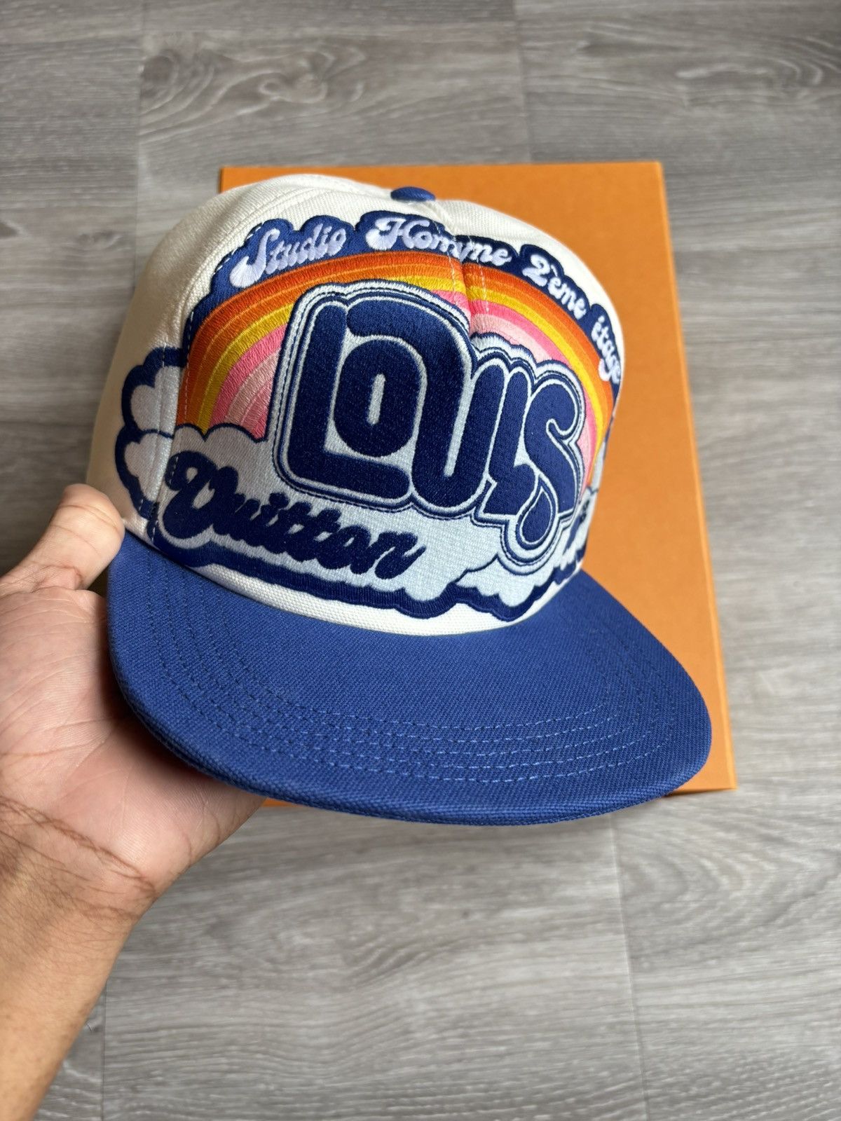 Louis Vuitton Louis Vuitton Rainbow Logo Hat SS23 Size ONE SIZE - 4 Thumbnail